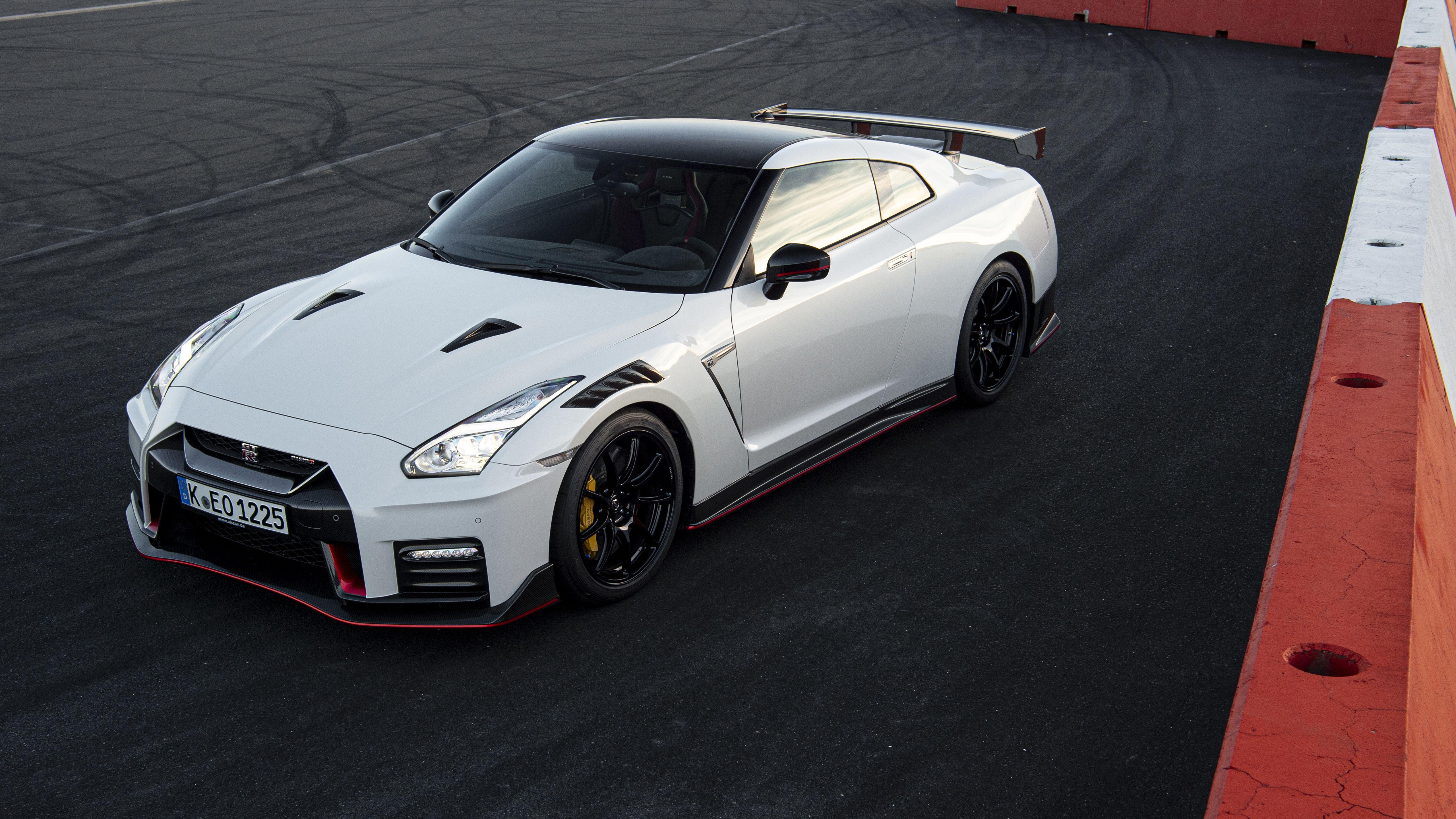 Nissan GT R Nismo Wallpapers Top Free Nissan GT R Nismo Backgrounds 
