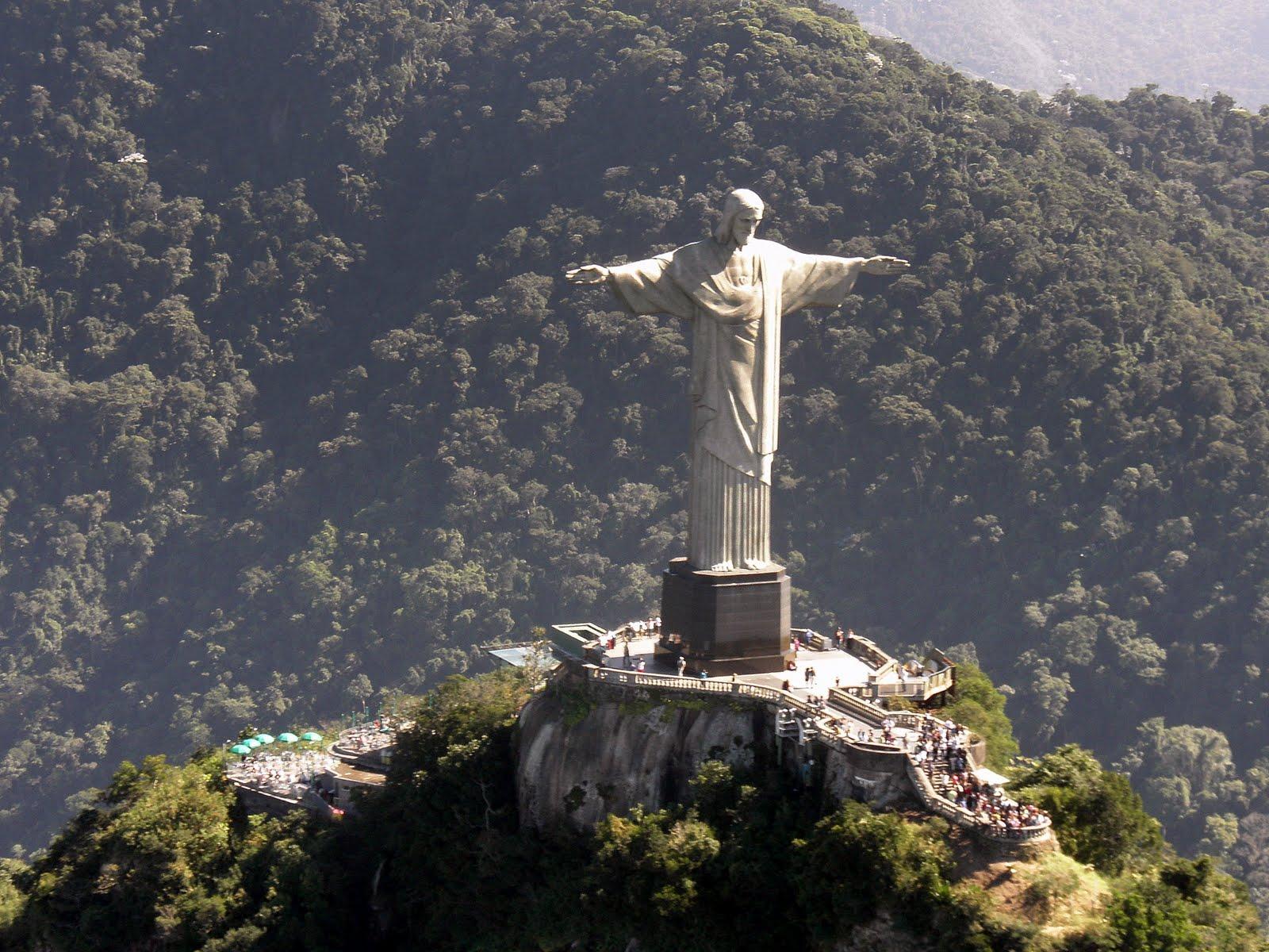 1600x1200 Christ the Redeemer Statue Wallpaper