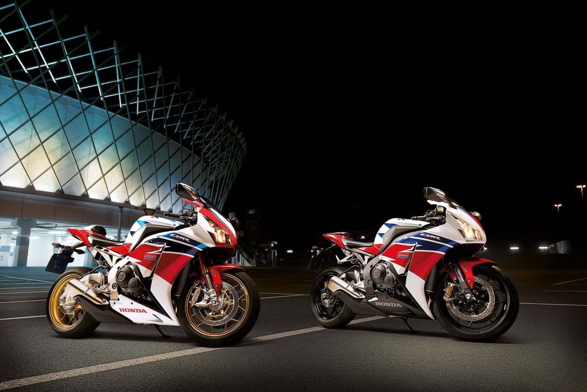 1920x1282 Honda Cbr1000rr White Honda White Bike Night Data 1000rr