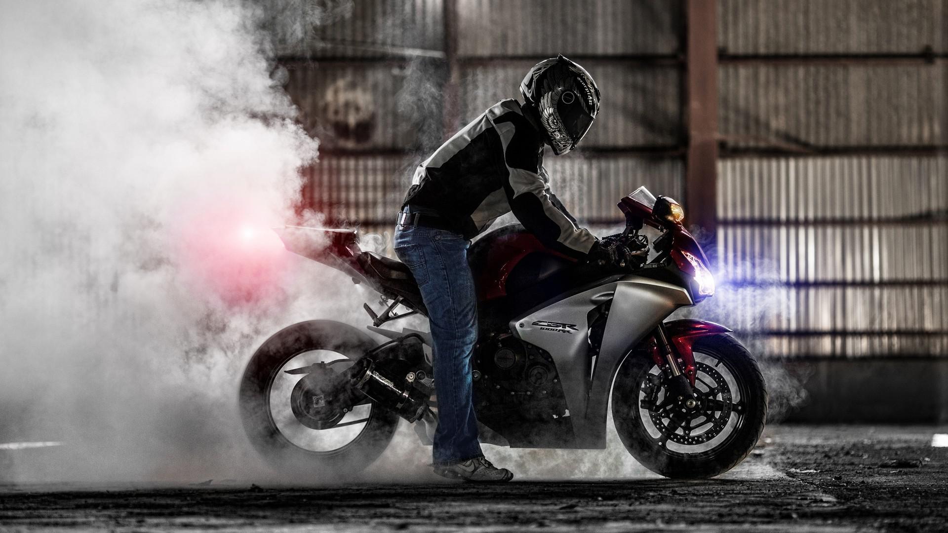 1920x1080 Honda CBR1000 wallpaper