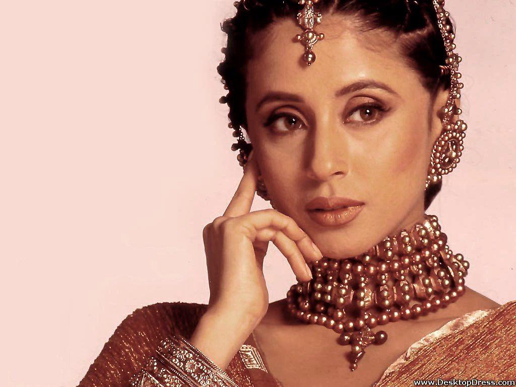 1024x768 Desktop Wallpaper Urmila Matondkar Background Urmila