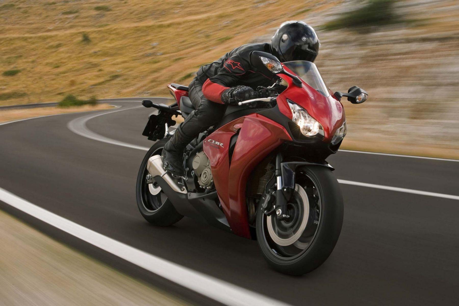1800x1200 Honda Cbr 1000rr 02 Wallpaper Cbr 1000 Rr