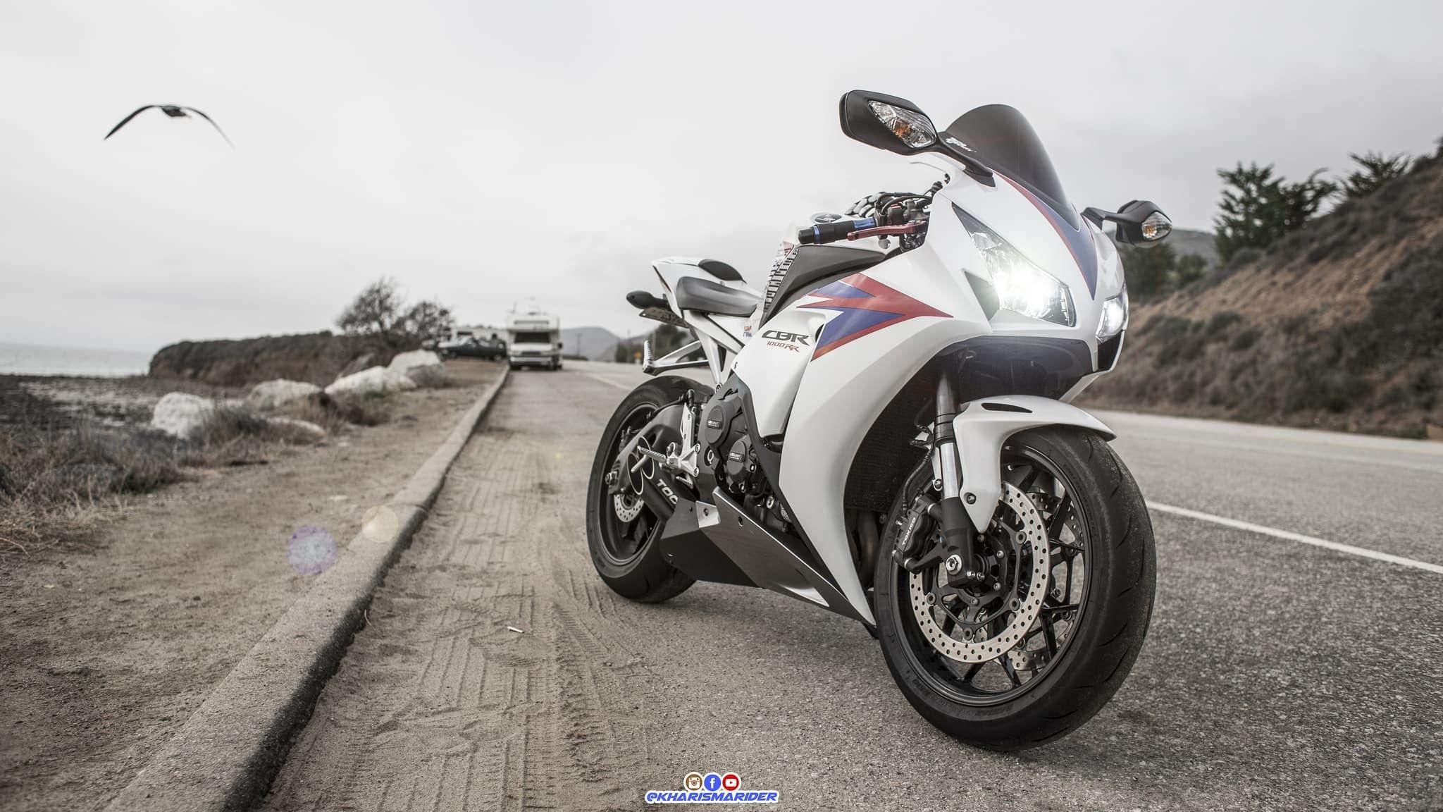 2048x1152 Honda Cbr1000rr Wallpaper