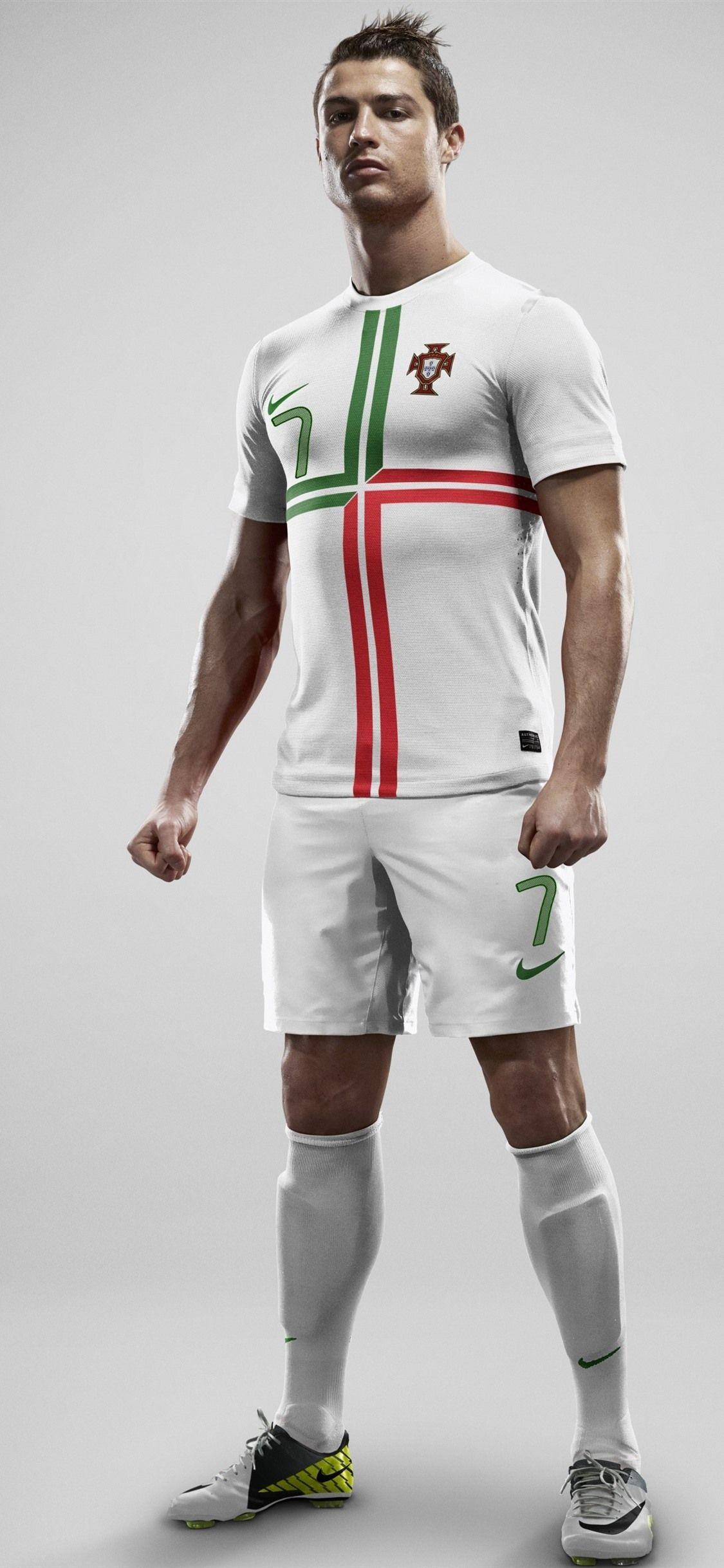 1125x2436 Cristiano Ronaldo, Football Star 1242x2688 IPhone 11 Pro XS Max