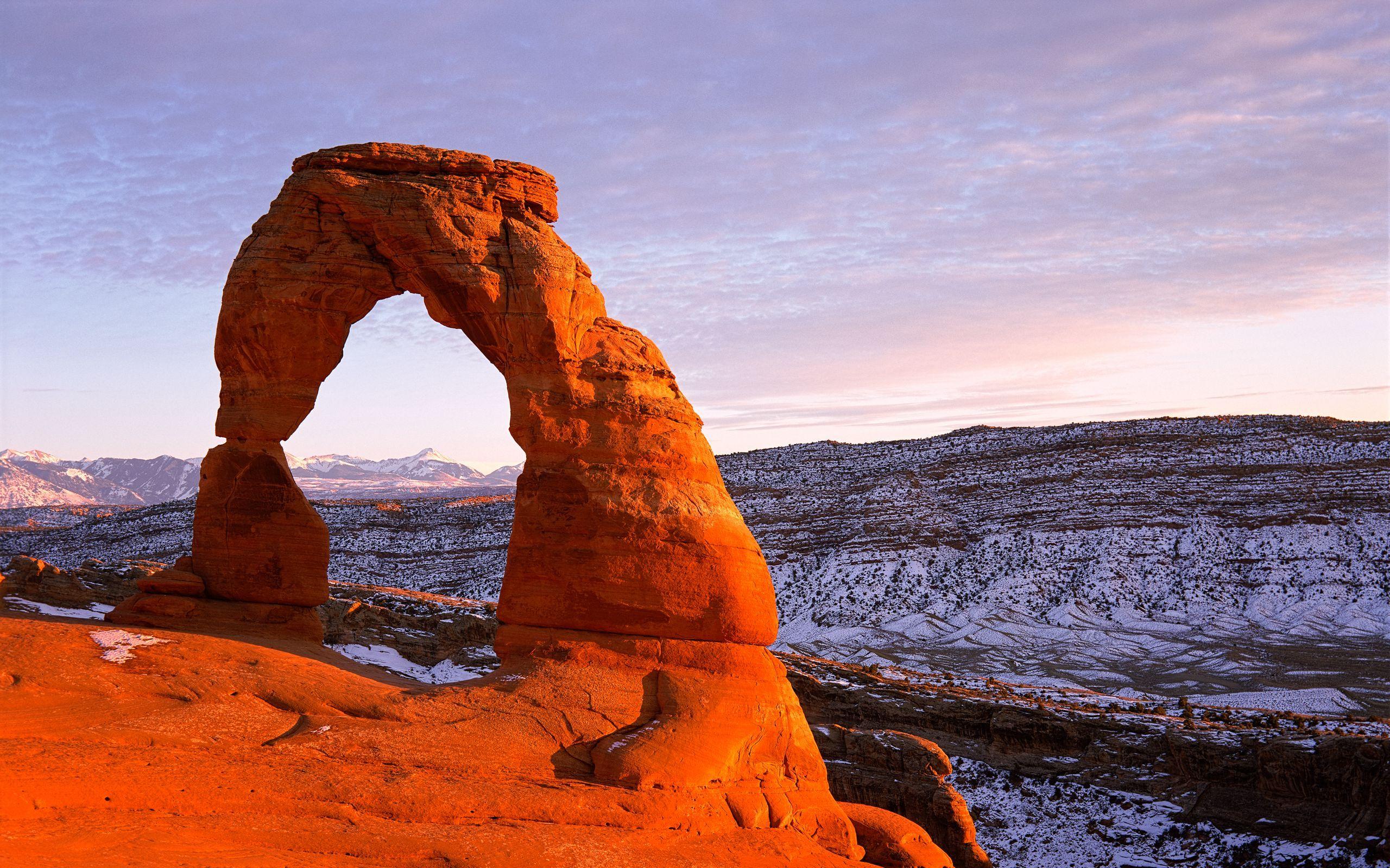 2560x1600 Download wallpaper 2560x1600 delicate arch, arches, national park
