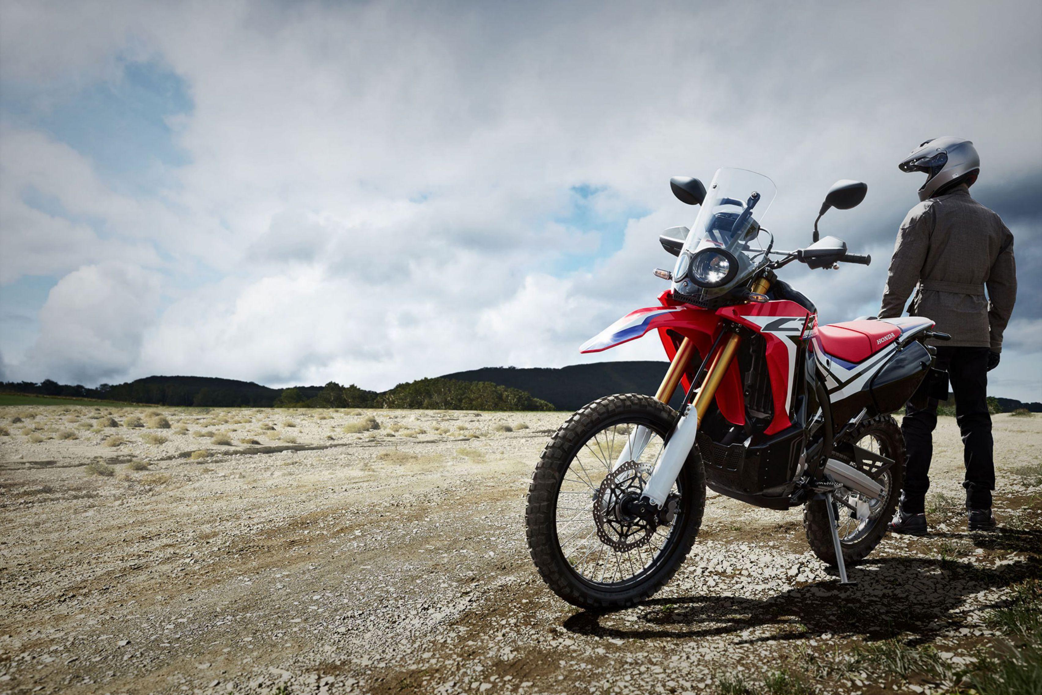 3408x2272 Adventure Touring