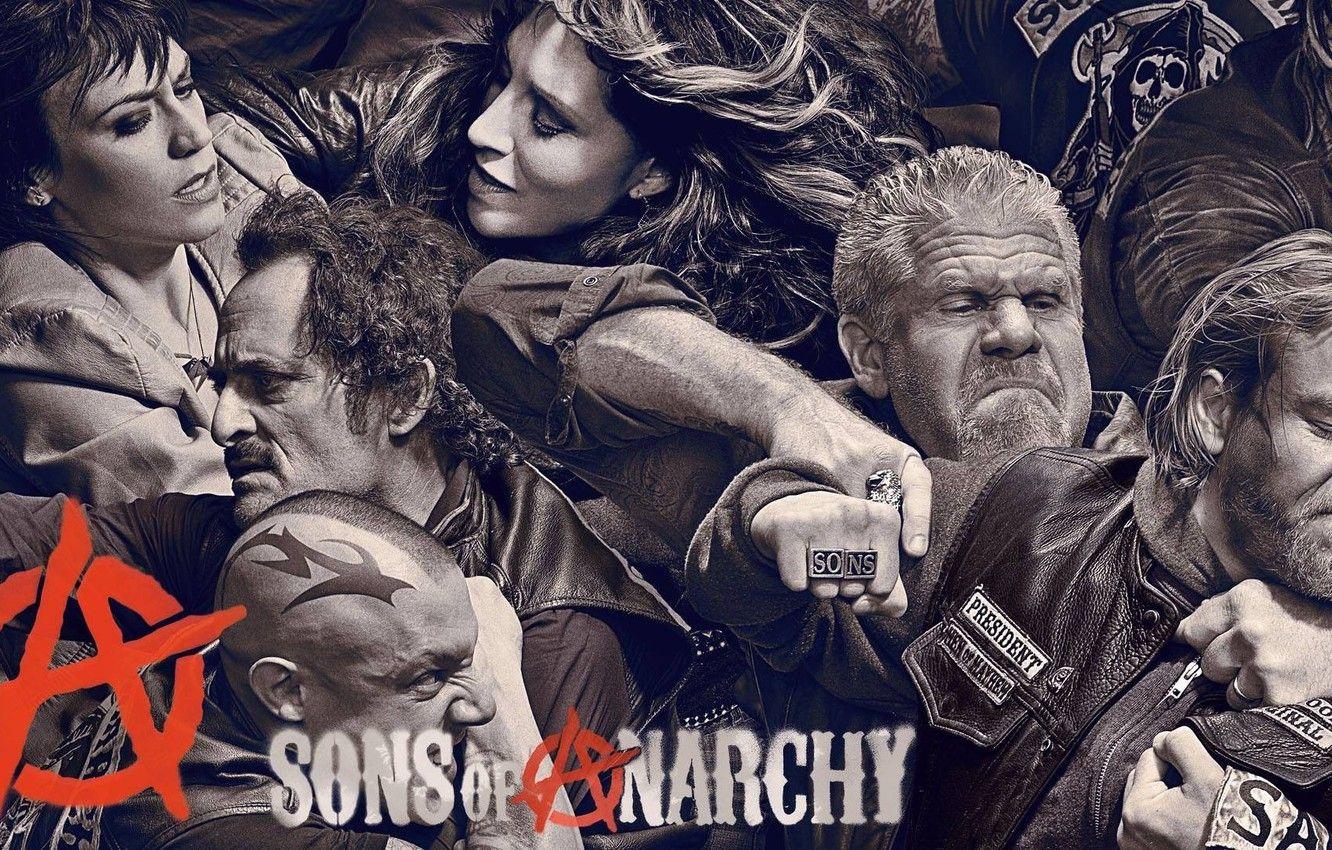 1332x850 Wallpaper gun, weapon, tatoo, M Charlie Hunnam, Sons of Anarchy