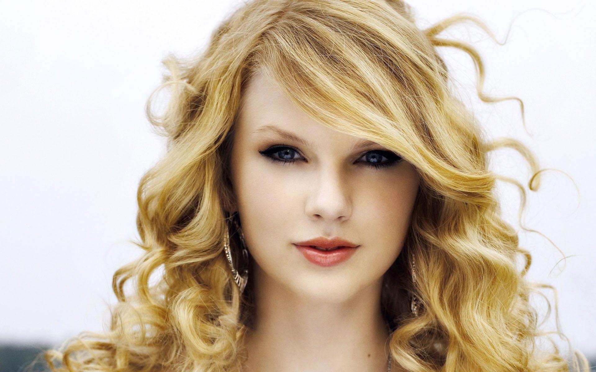 1920x1200 Celebrity Widescreen Wallpaper 04837