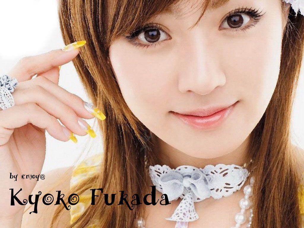 1024x768 Asian Celebrity Wallpaper