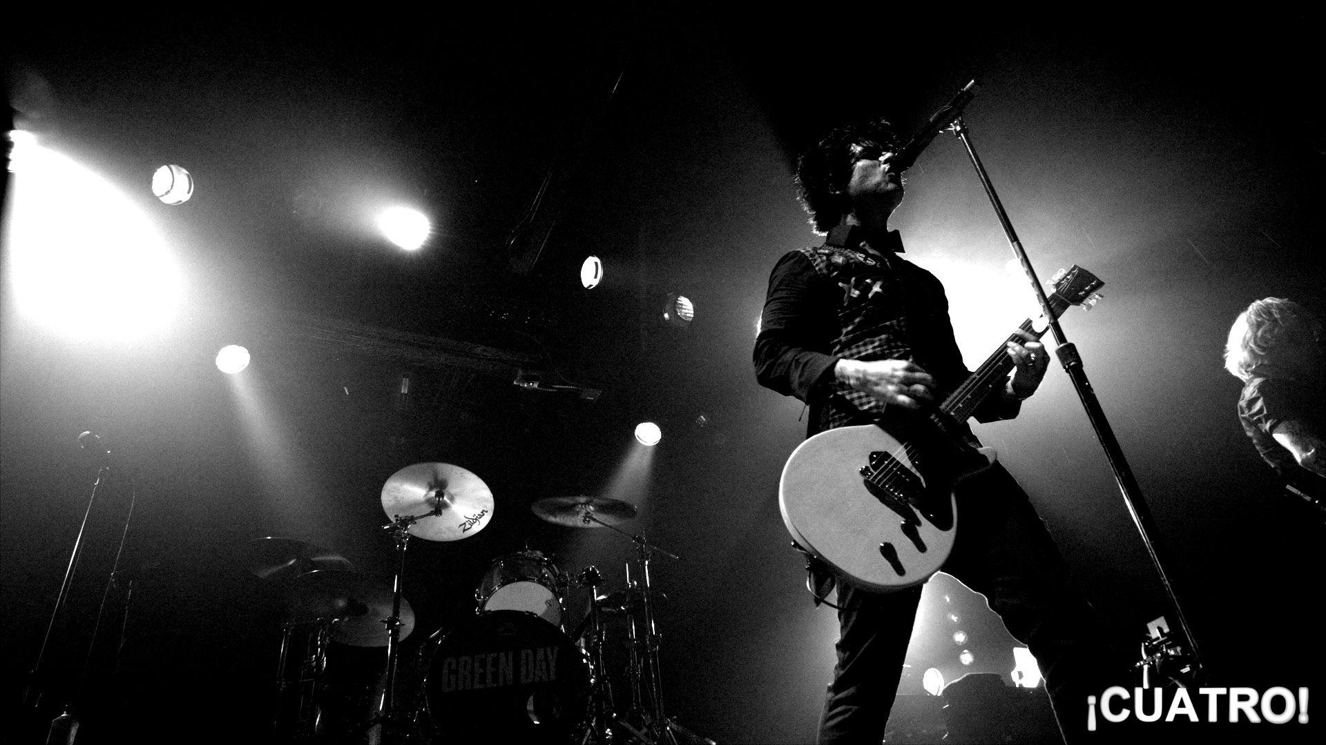 1920x1080 Awesome View Of The Stage Joe Armstrong With Crowd