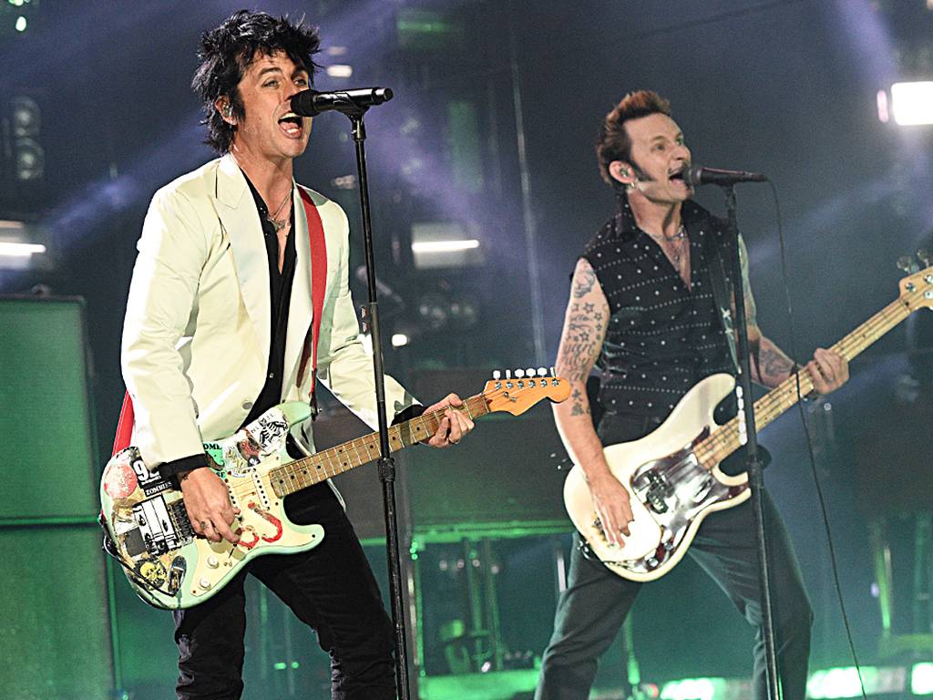 1024x768 Green Day releases new album, 'Father of All Motherf–kers