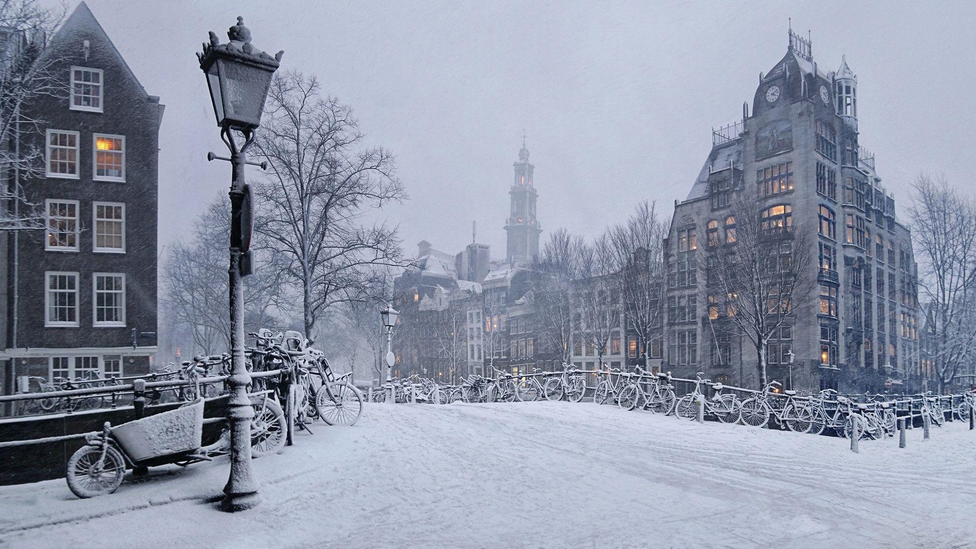 amsterdam winter tourism