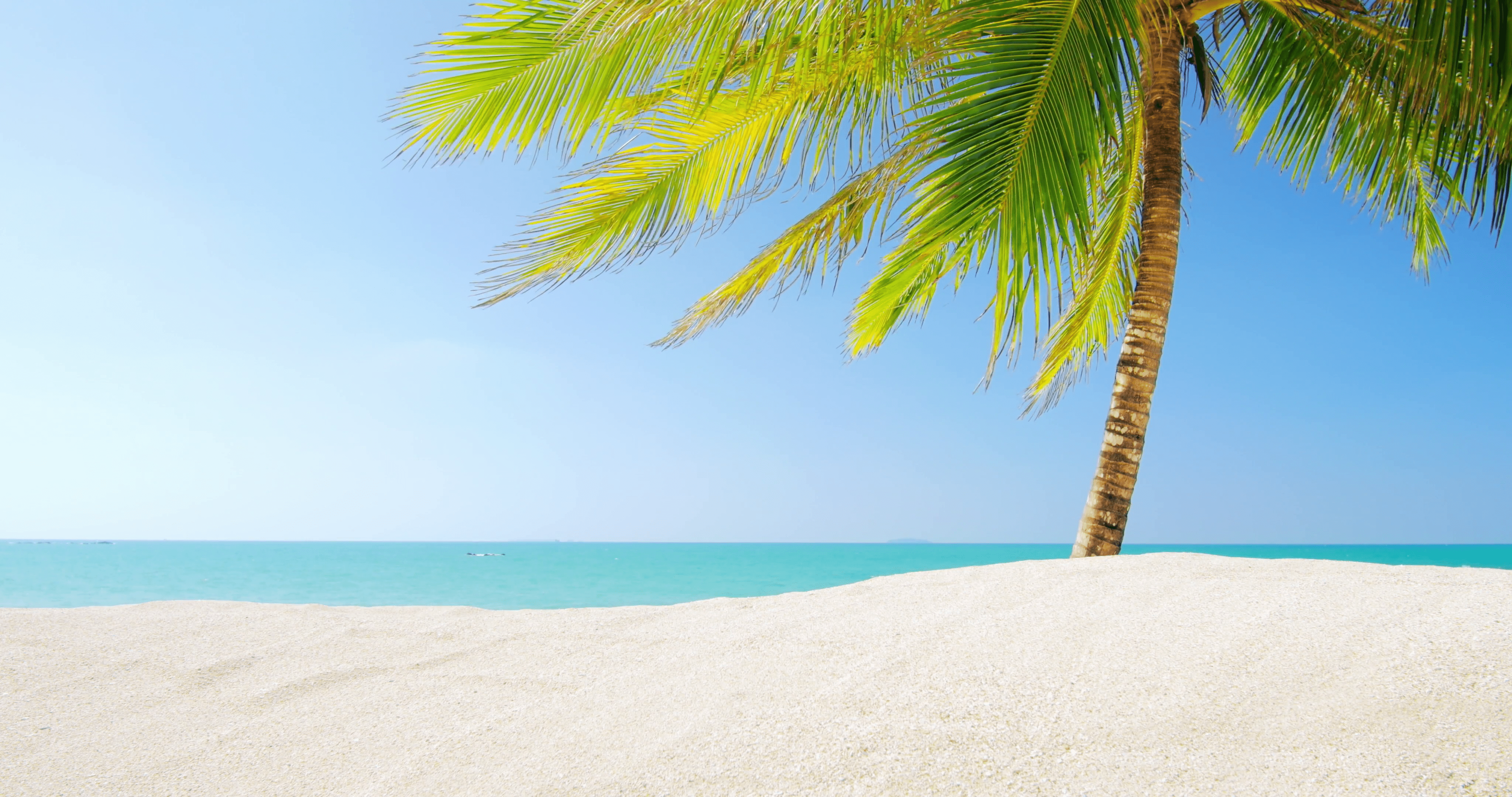 4096x2160 Wallpaper on the desktop, Beach on the island, pix / 4096x2160