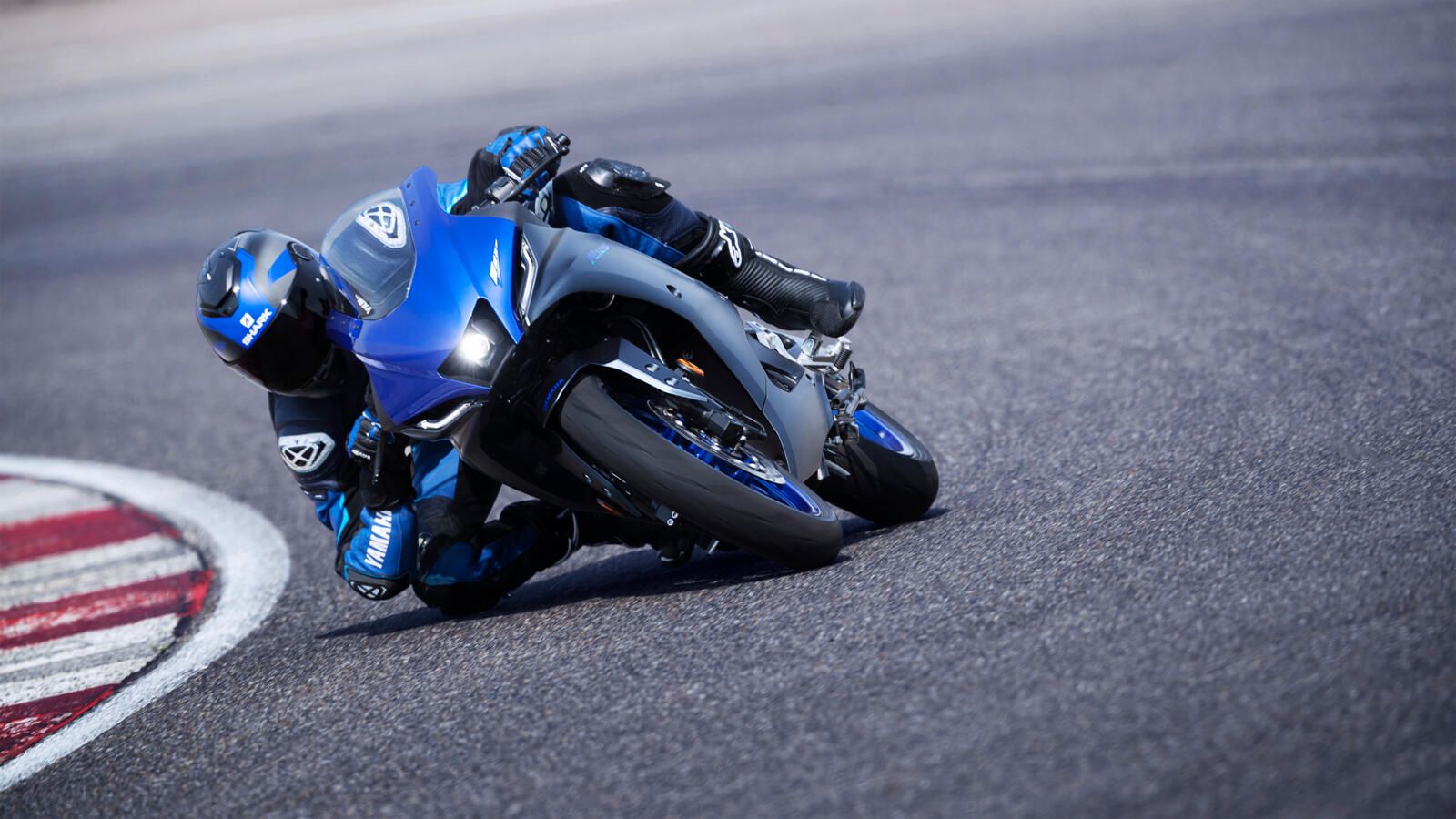 1600x900 New R125: Yamaha's Highest Specification Supersport Lightweight