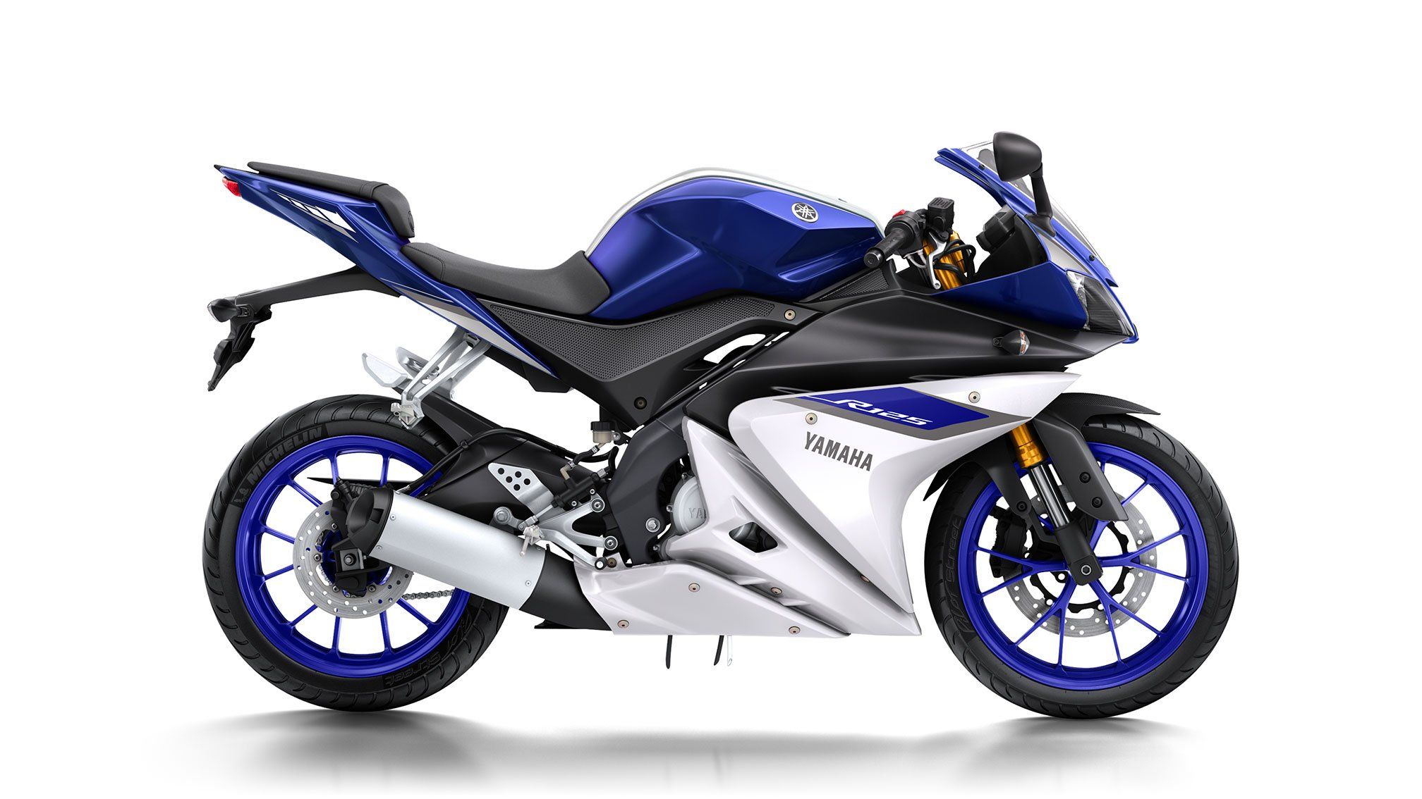 2016x1134 Yamaha, Yzf r Bike, Motorbike, Motorcycle Wallpaper HD / Desktop and Mobile Background