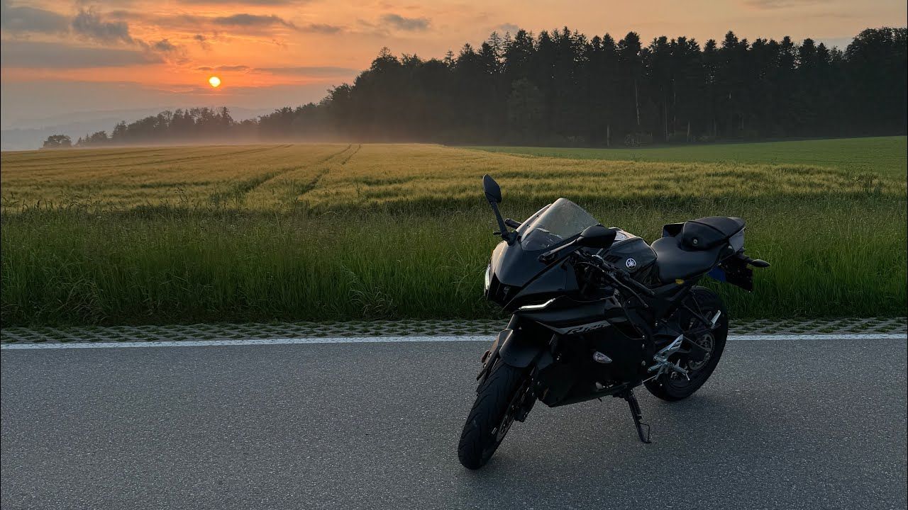 1280x720 Sunset Ride With My First Bike (Yamaha YZF R125 2024)