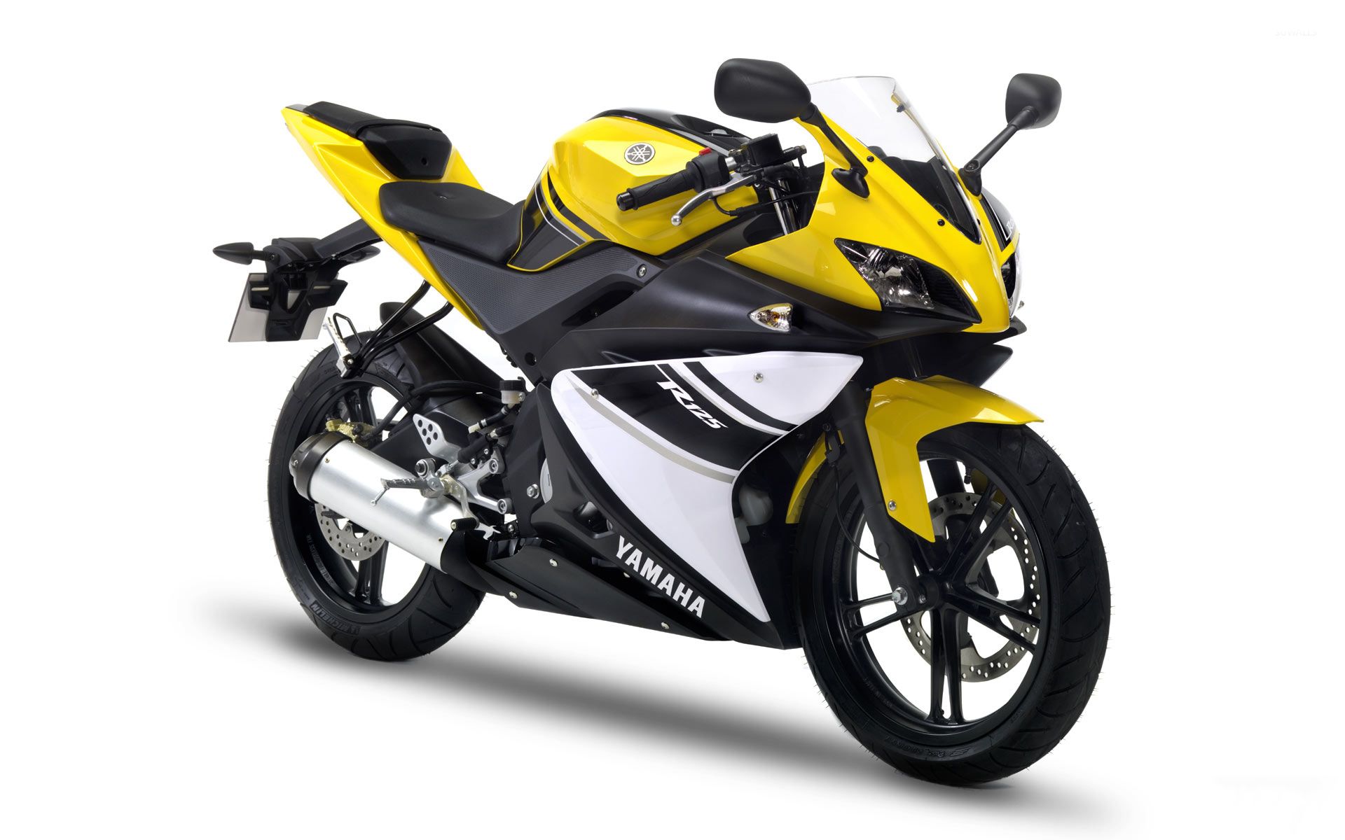 1920x1200 Front Side View Of A Yamaha YZF R125 Wallpaper Wallpaper