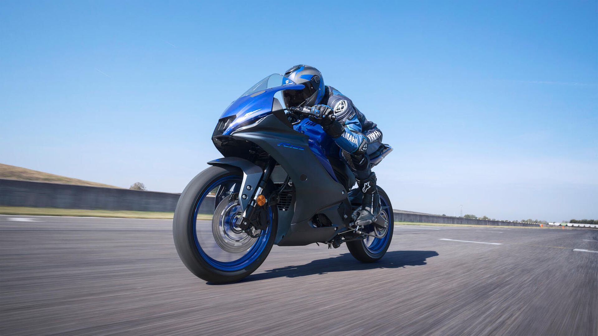 1920x1080 Yamaha R125 Specs, Performance & Photo