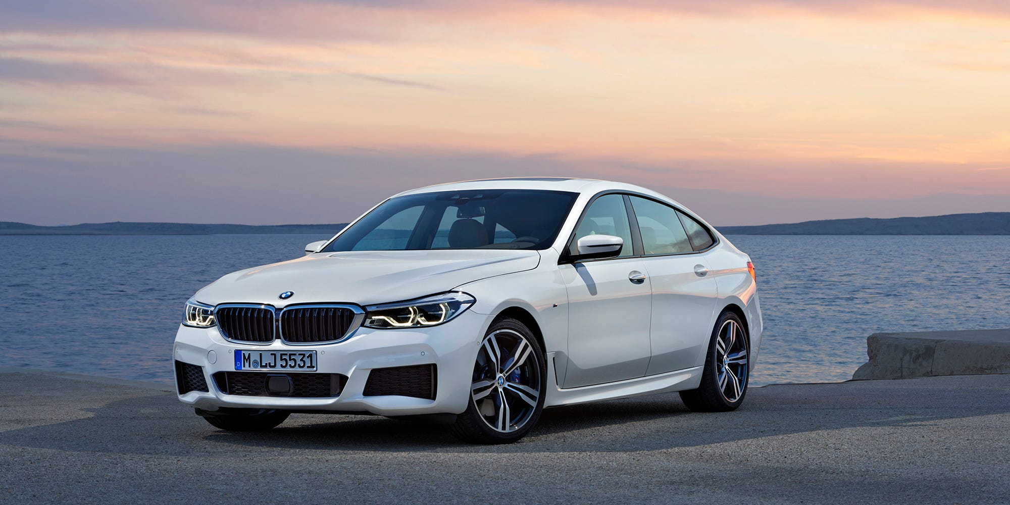 2000x1000 The 2018 BMW 6 Series Gran Turismo Is A 5 Series With That Big Perplexing Trunk