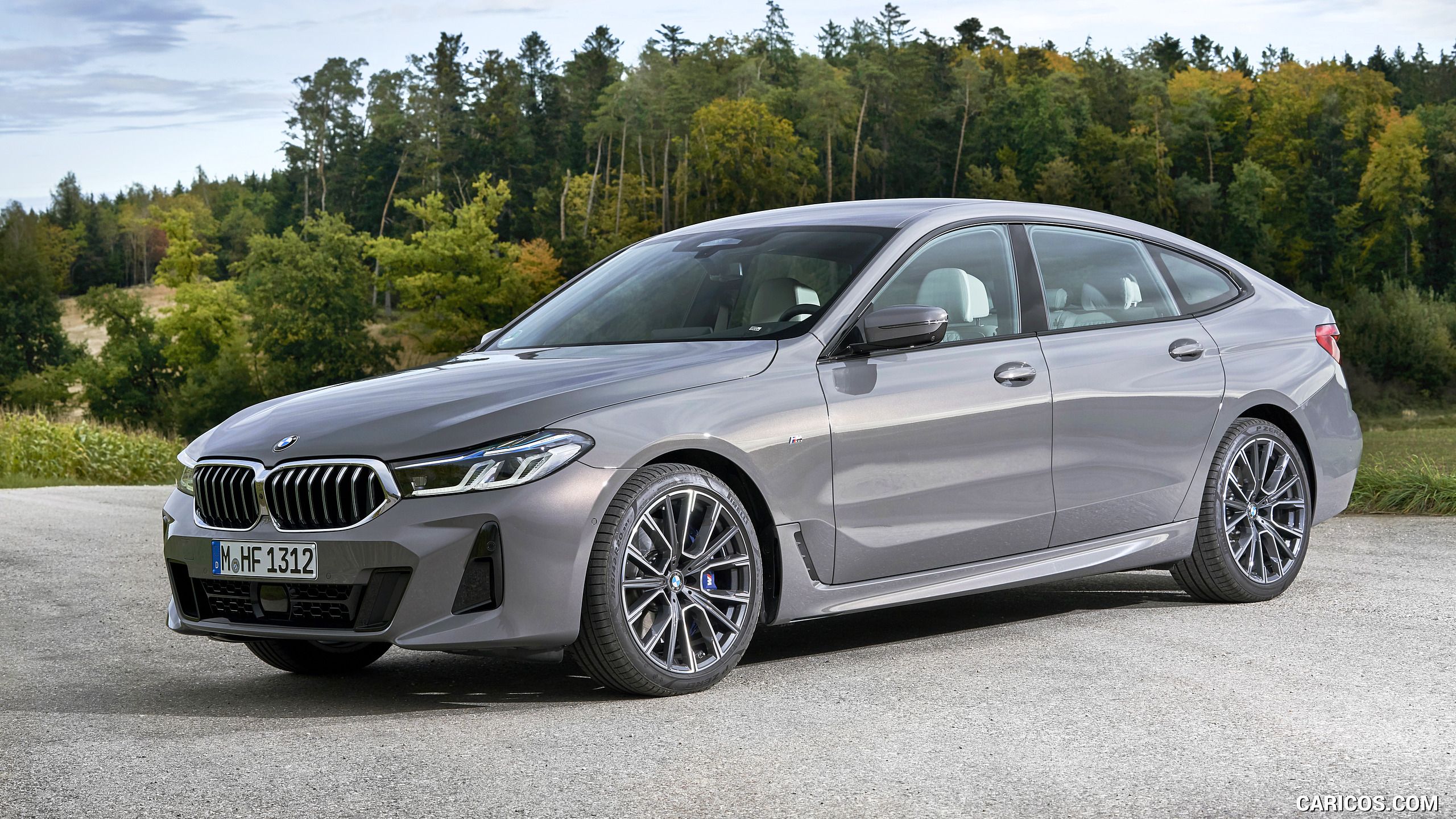 2560x1440 BMW 6 Series Gran TurismoMY. Front Three Quarter