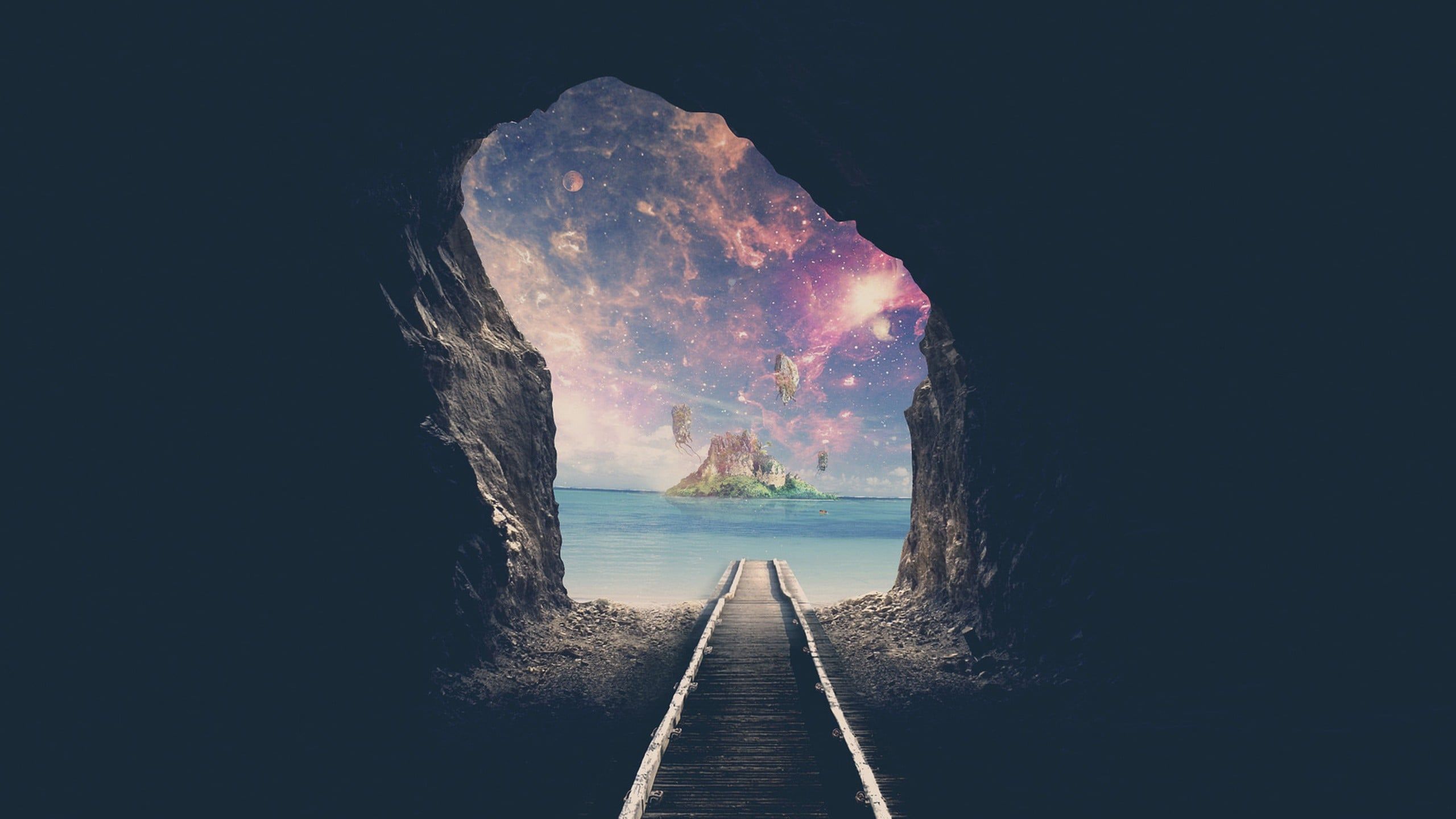 2560x1440 Light at the end of the Tunnel [2560 x 1440]