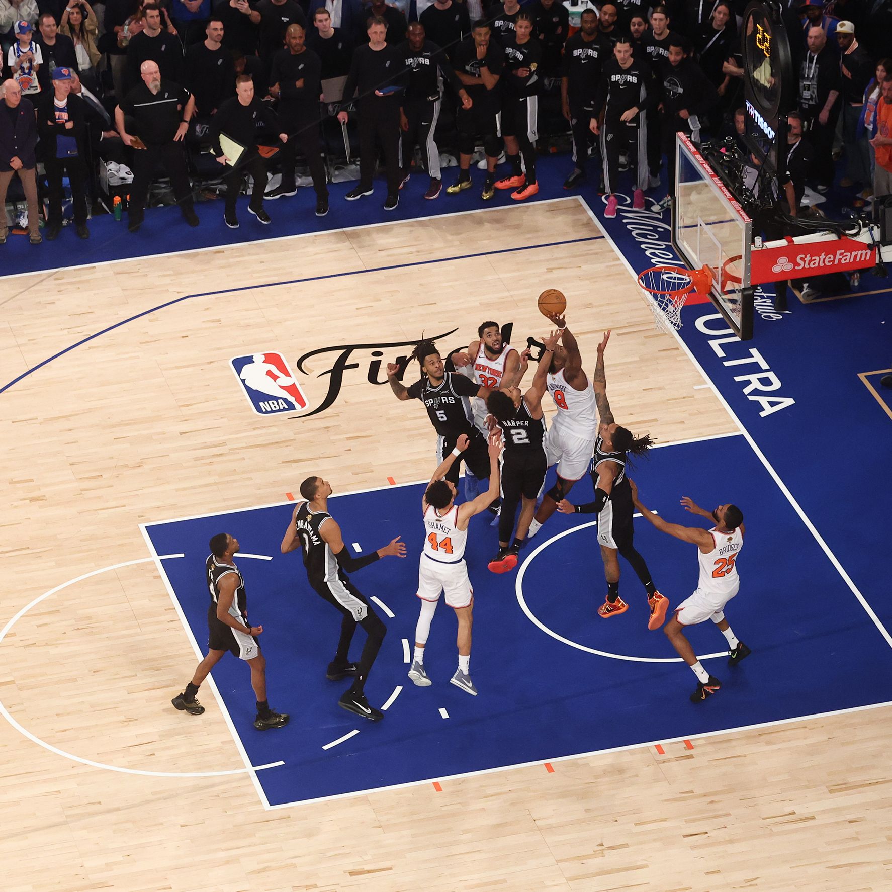 1774x1774 A.M. Thoughts on the Greatest Knicks Win Ever. The New Yorker