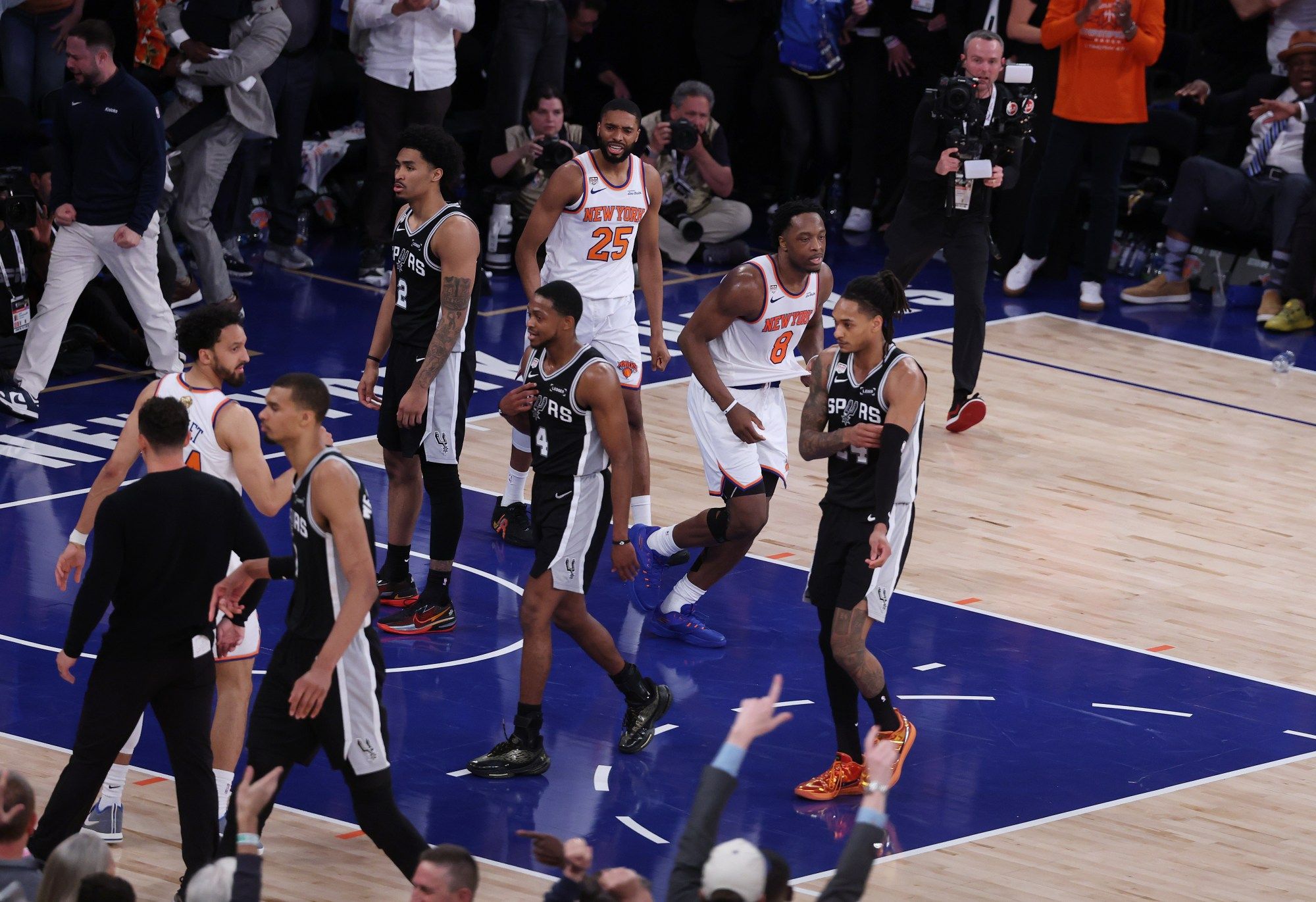 2000x1371 What happens after Spurs' huge blown lead?