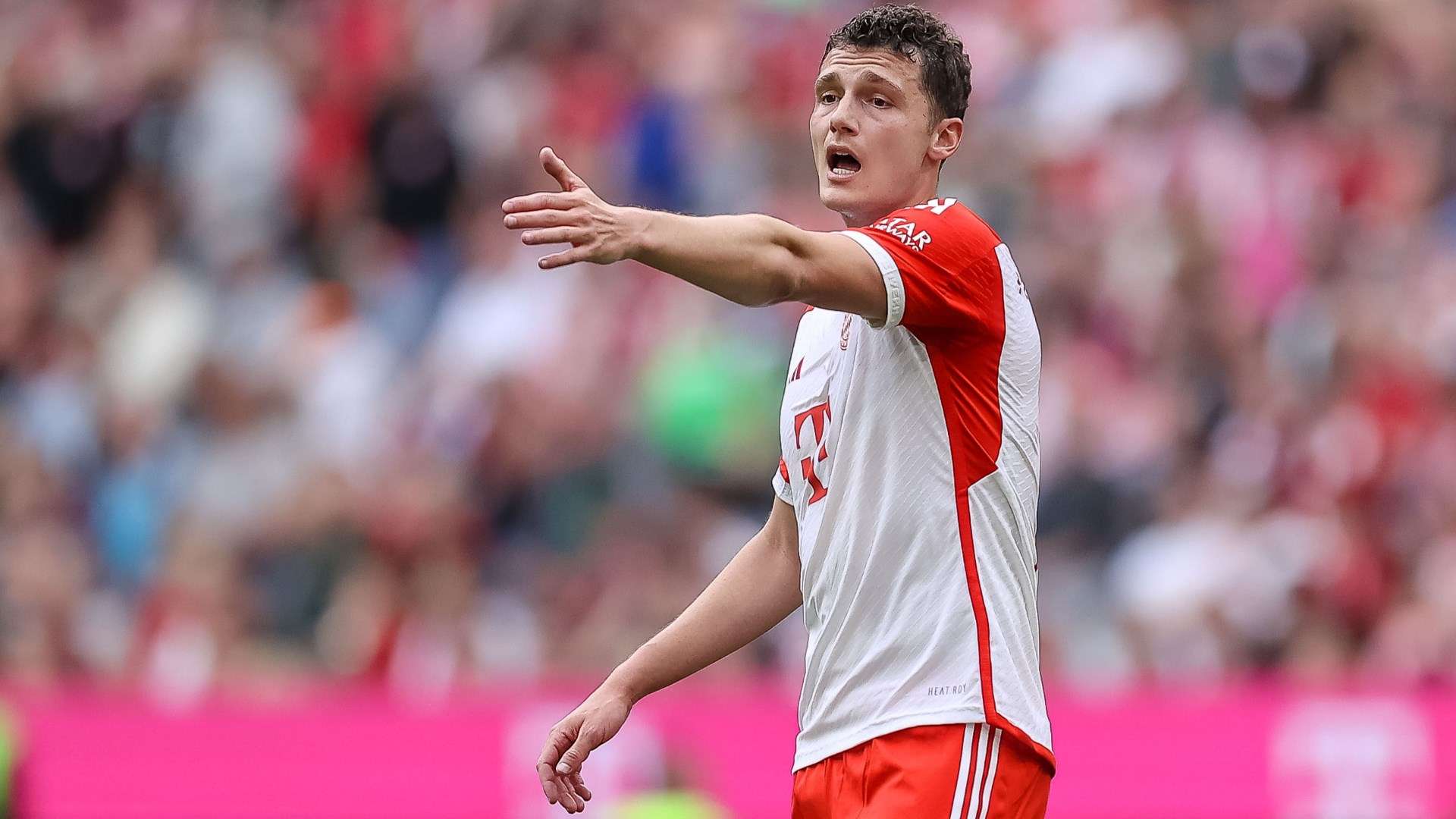 1920x1080 Man Utd in talks to sign Benjamin Pavard as Bayern Munich star emerges as potential replacement for Harry Maguire