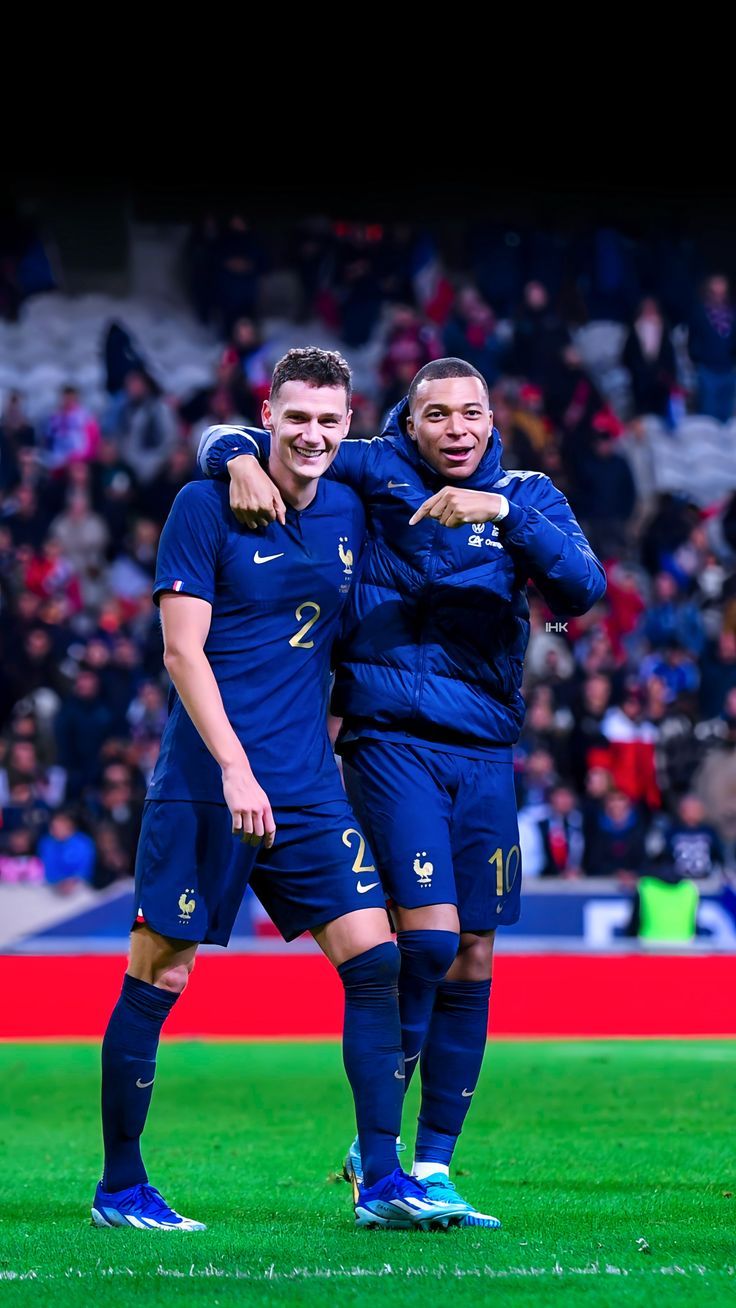 736x1308 Benjamin Pavard and kylien Mbappe