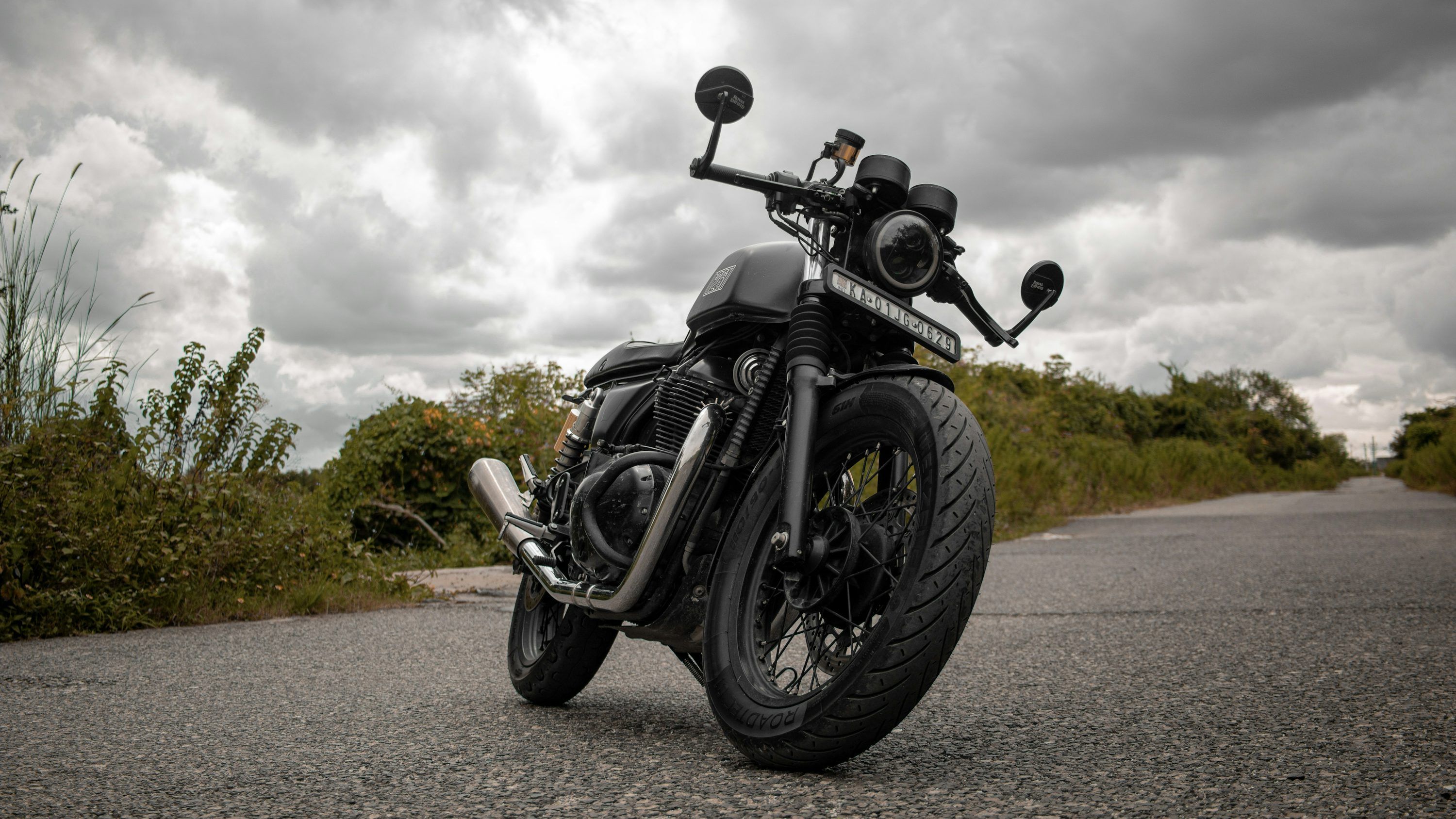 3000x1688 Continental Gt 650 Picture. Download Free Image