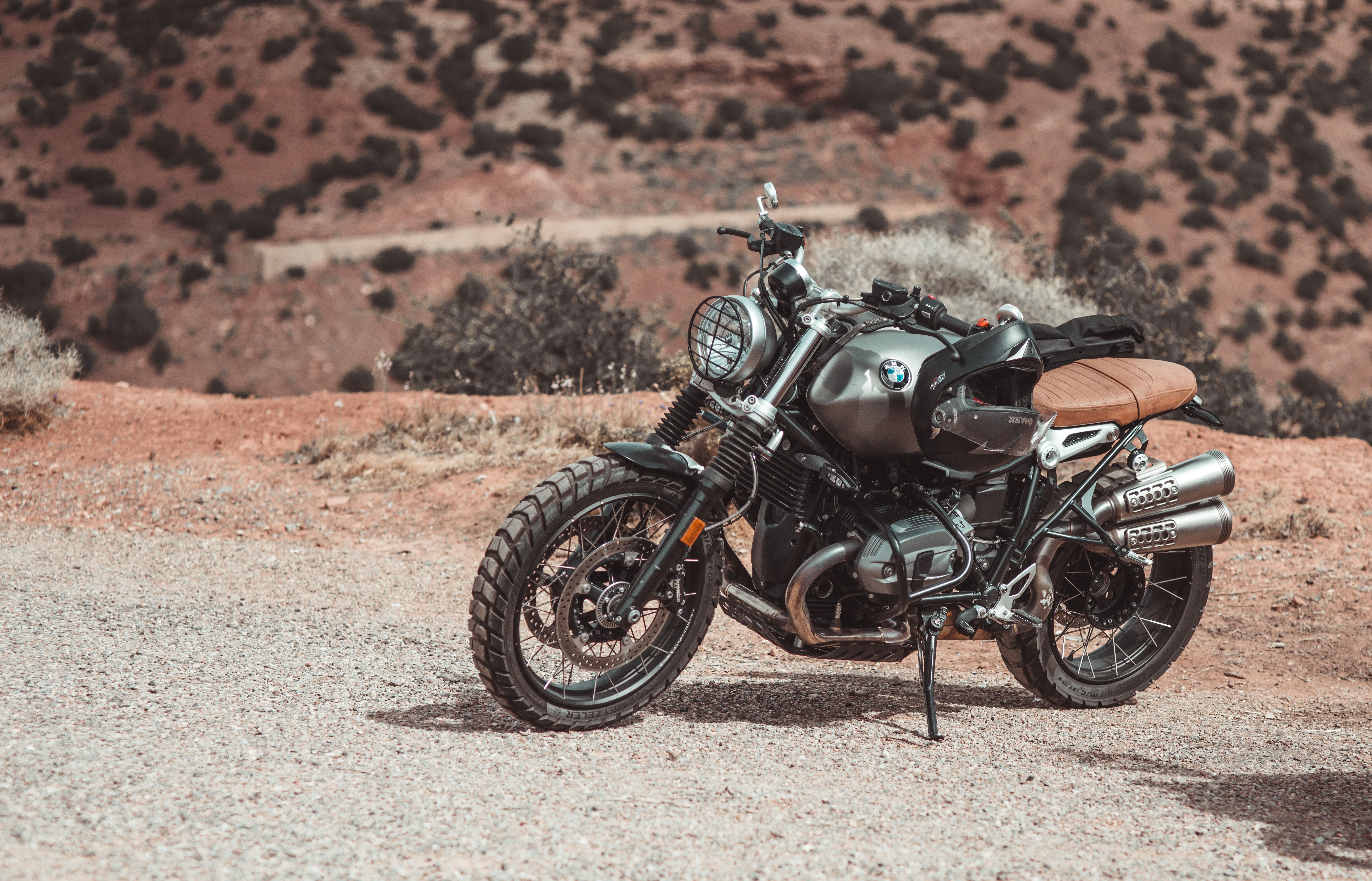 6152x3949 Free Royal Enfield Continental Gt 650 4K Wallpaper & Desktop HD Background for PC