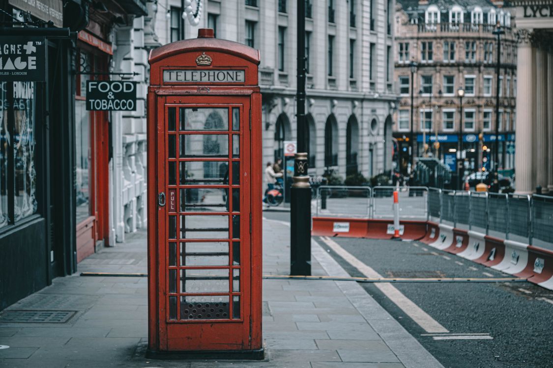 1125x750 Red Telephone Booth on the Sidewalk · Free