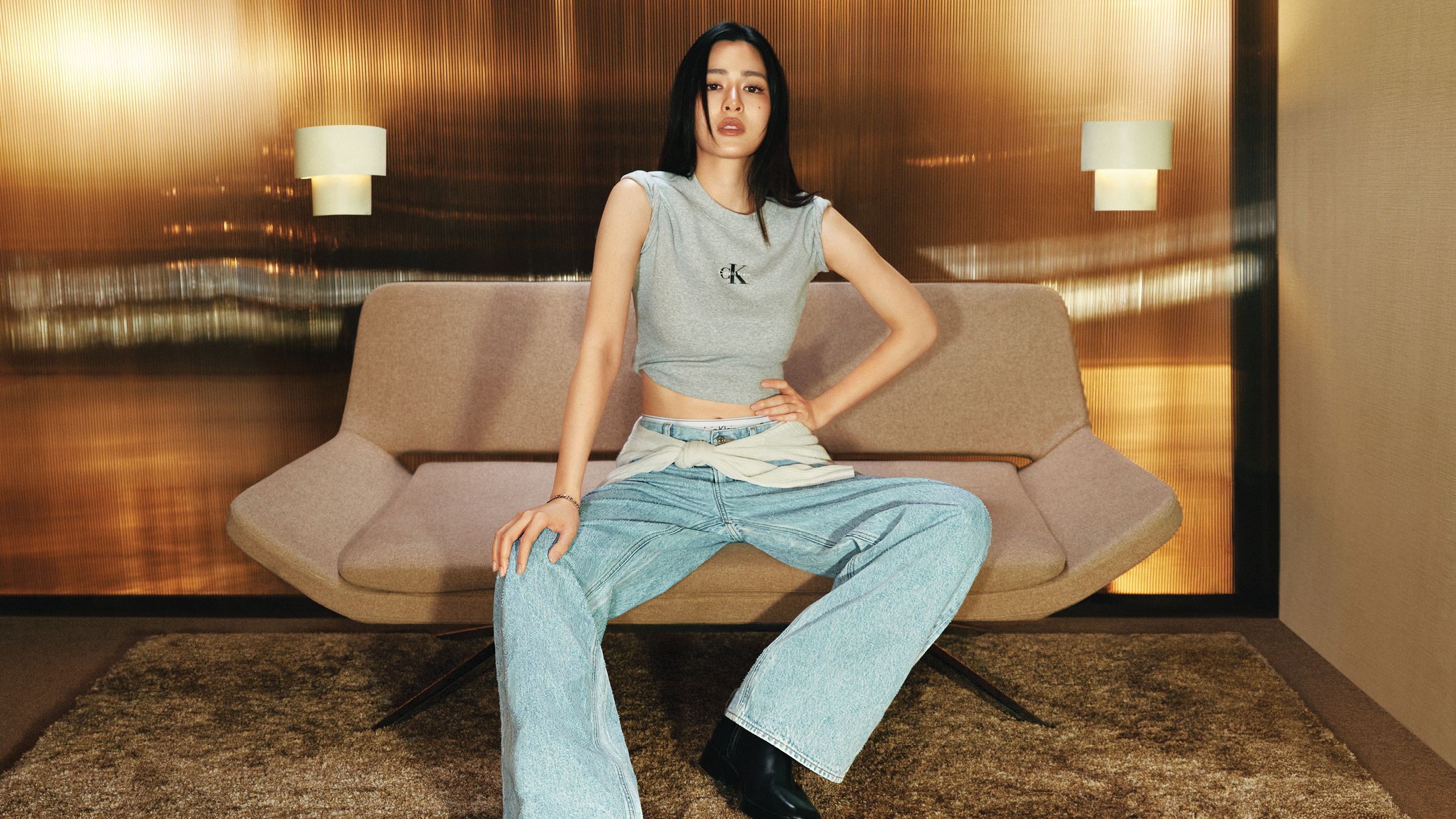 2560x1440 Lingling Kwong Fronts Calvin Klein's New Spring Campaign