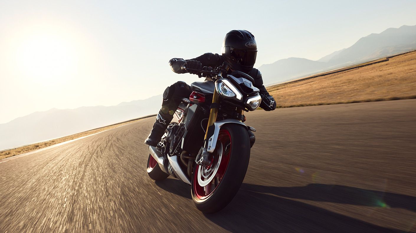 1410x793 New Triumph STREET TRIPLE 765 RX in Wokingham