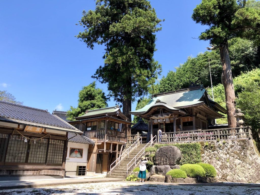 1024x768 Holy ground of Izumo Mythology City: The Holy Ground of TATARA Ironworks and Izumo Mythology