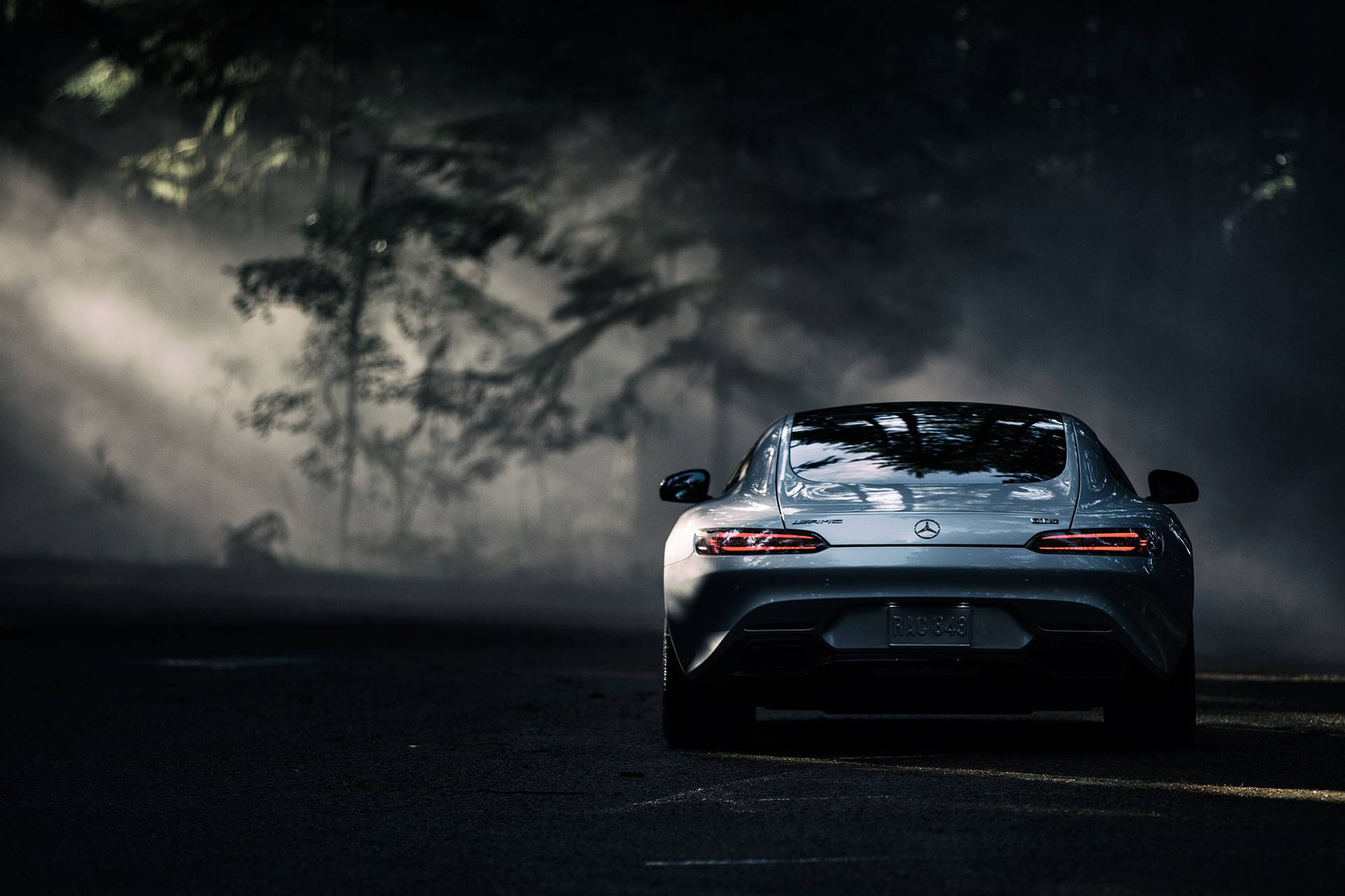 1920x1280 Mercedes Desktop Wallpaper