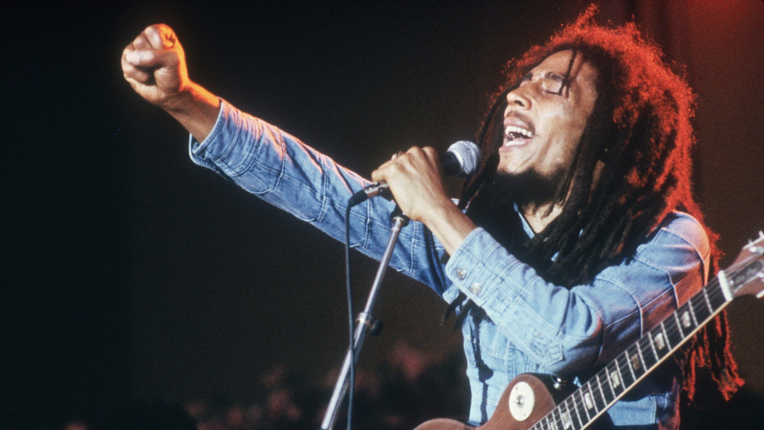 2560x1440 Bob Marley's 'One Love' Reimagined In Support Of UNICEF's Covid 19 Efforts