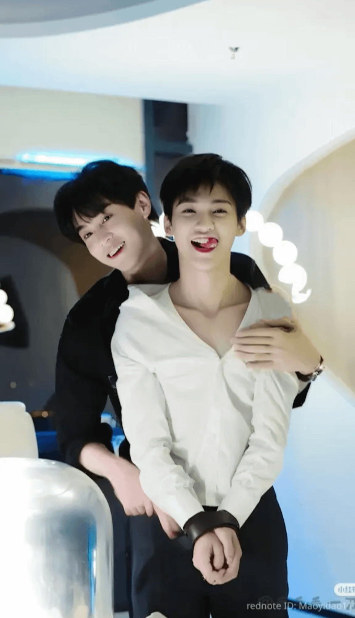 1169x2033 the way Tian Xu Ning & Zi Yu smoosh their bodies together. Suffocating me
