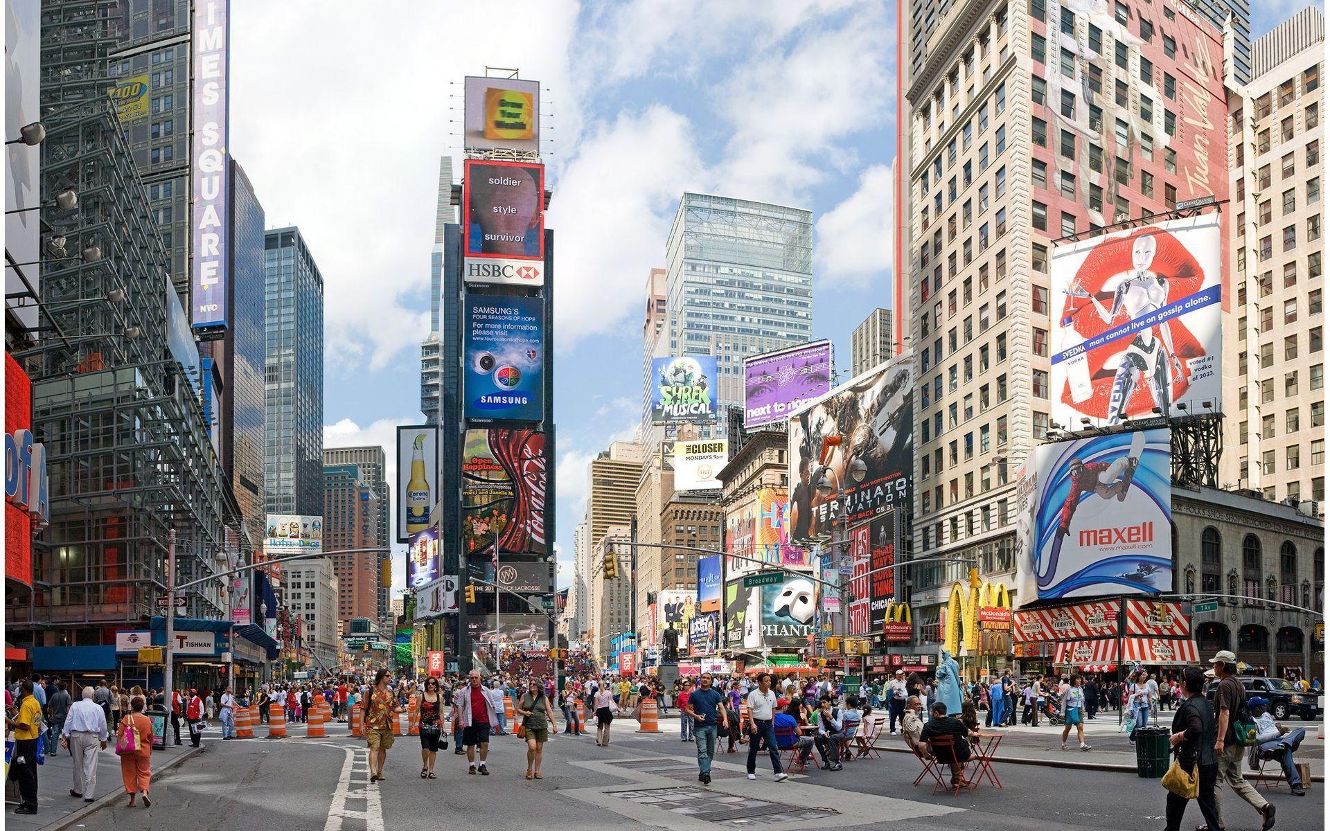 1920x1200 Times Square Daytime Picture. New york city shopping, Times