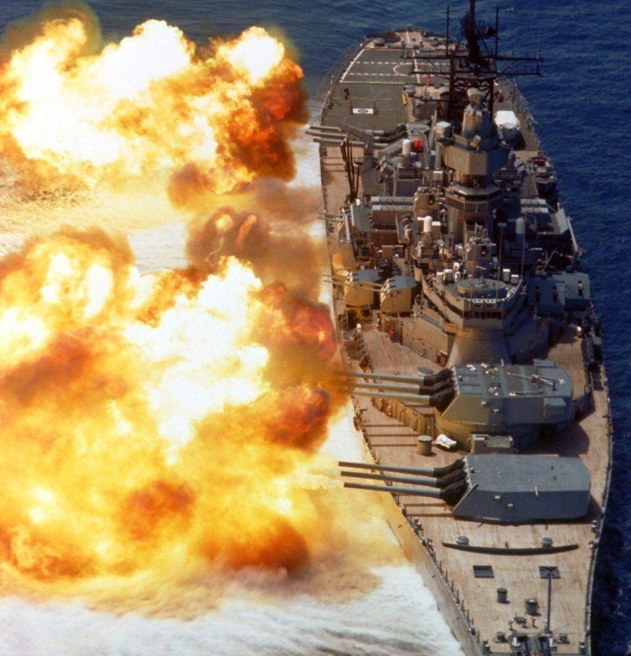 920x956 WW2 Navy Iowa Battleship Firing Guns BOOM Wallpaper Photo