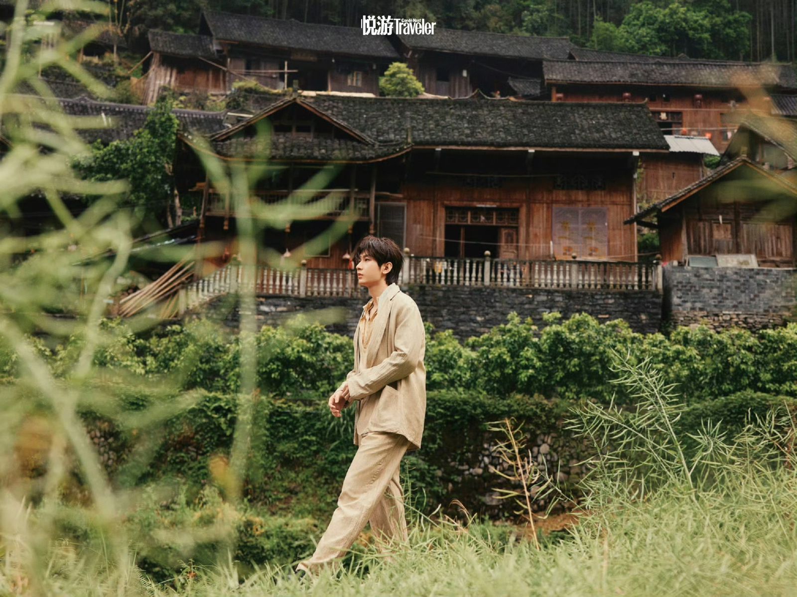 1600x1200 Cheng Yi looks like he belongs in a modern drama we are not getting