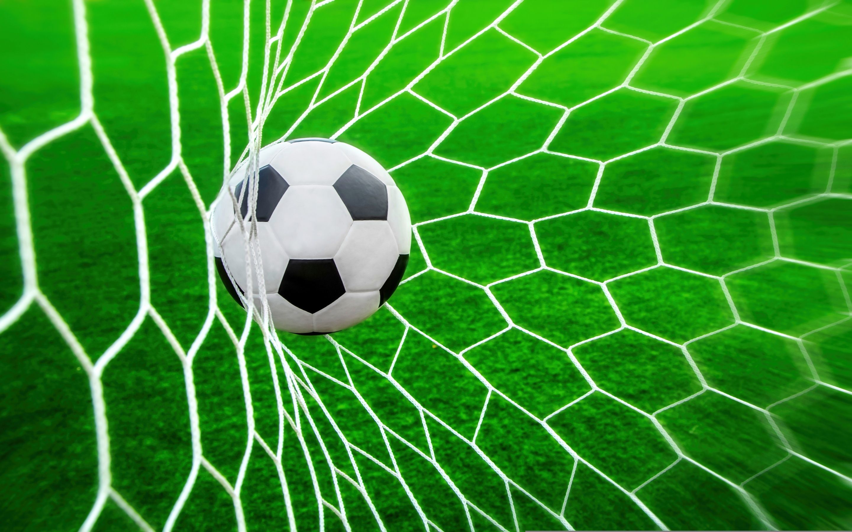 2880x1800 Soccer ball Wallpaper 4K, Goal net, Football, Green field
