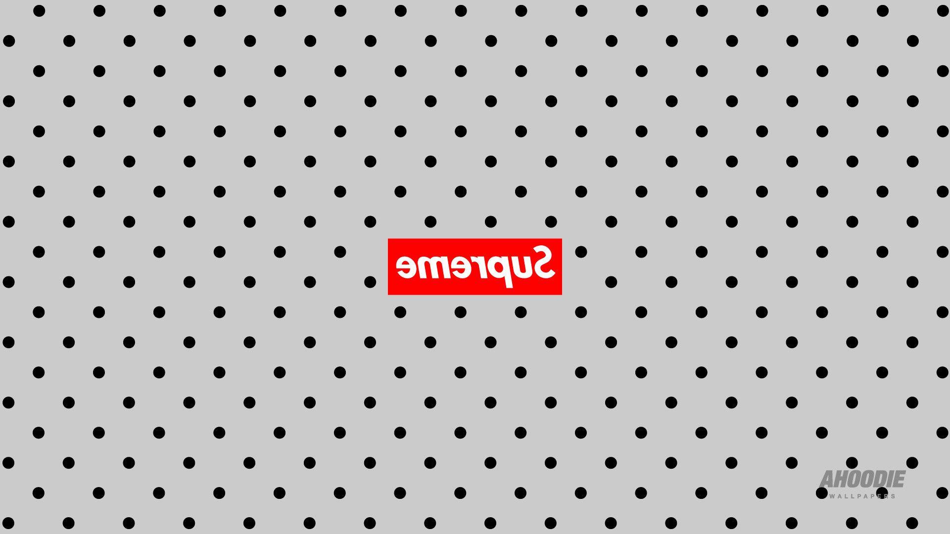 Made a CDG wallpaper inspired by there website  rstreetwear