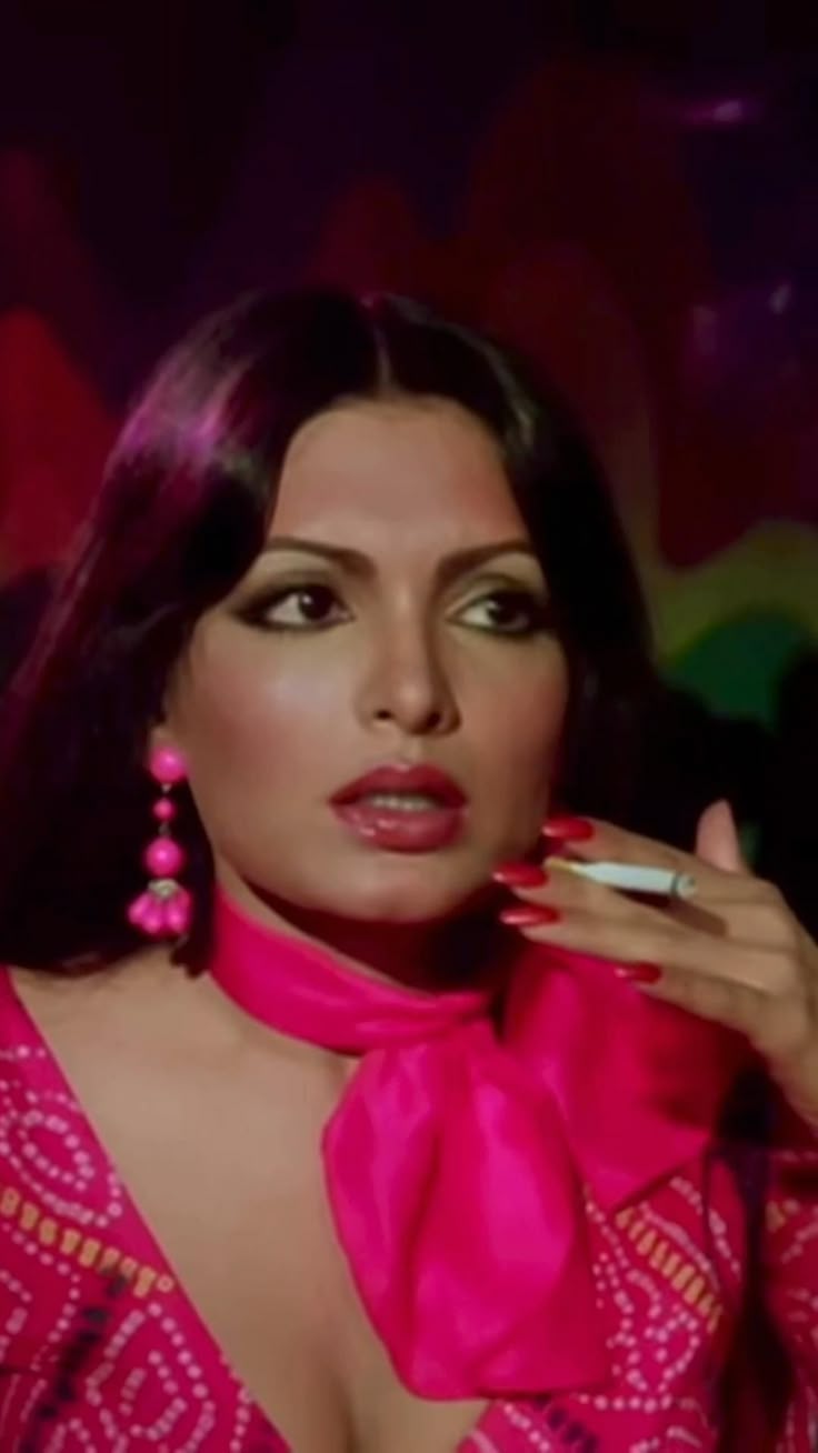 736x1308 Bollywood actress Parveen Babi in