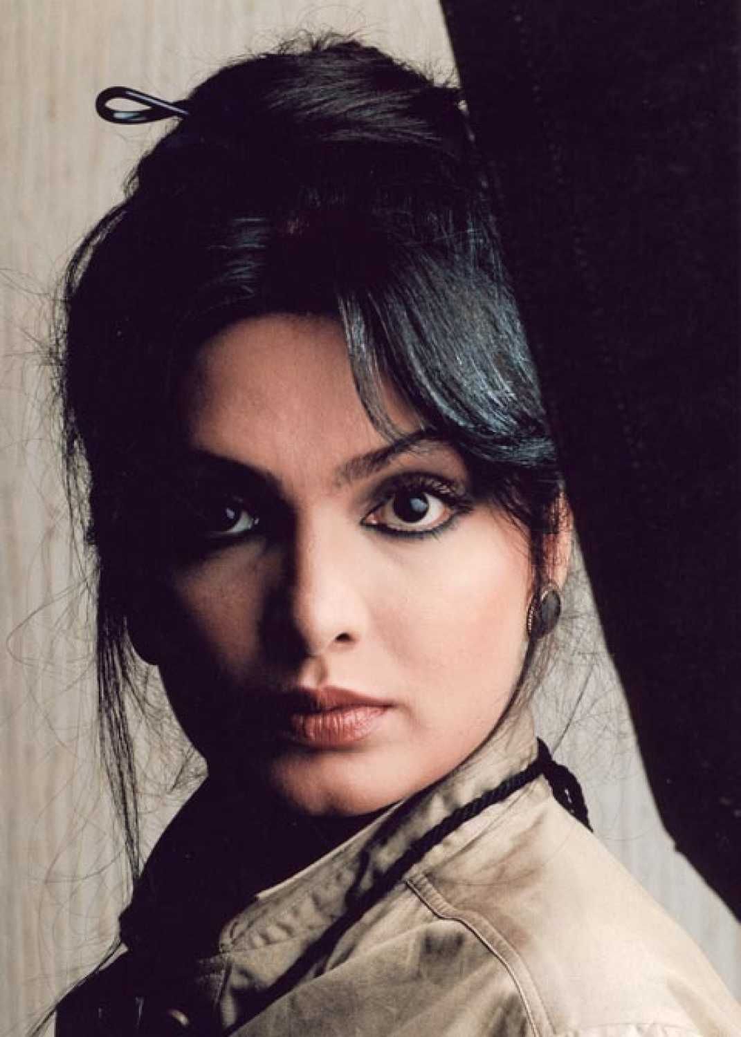1071x1500 Parvin ideas. parveen babi, vintage bollywood, retro bollywood
