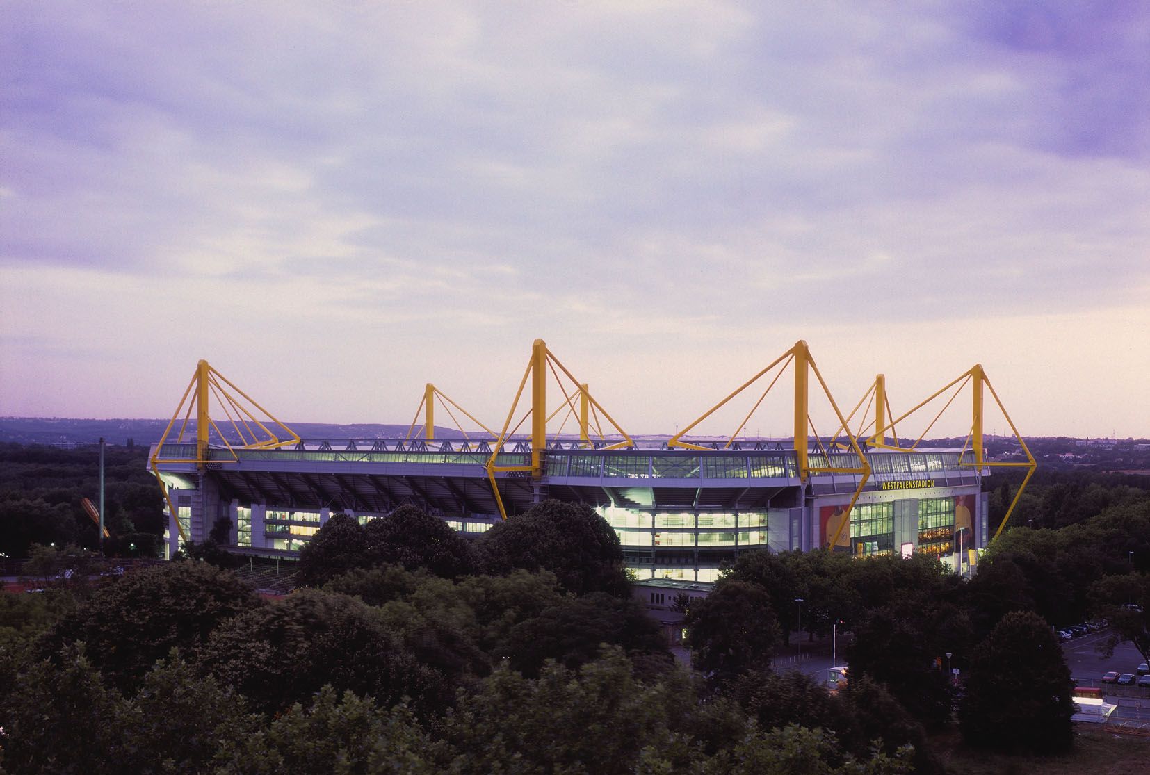 1654x1115 BVB IDUNA PARK: 20 Jahre Deutschlands Größtes Fußballstadion