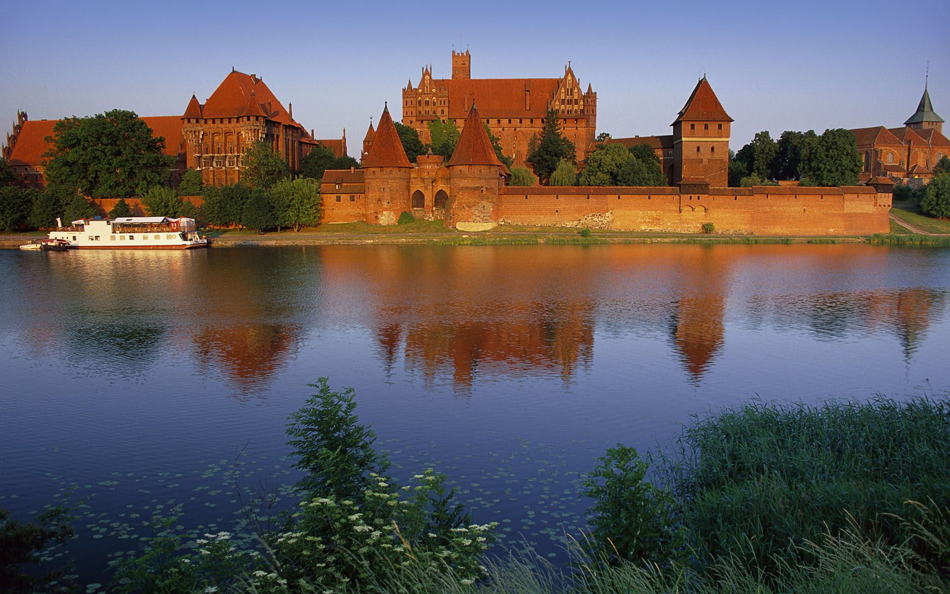 1920x1200 Malbork Castle Poland