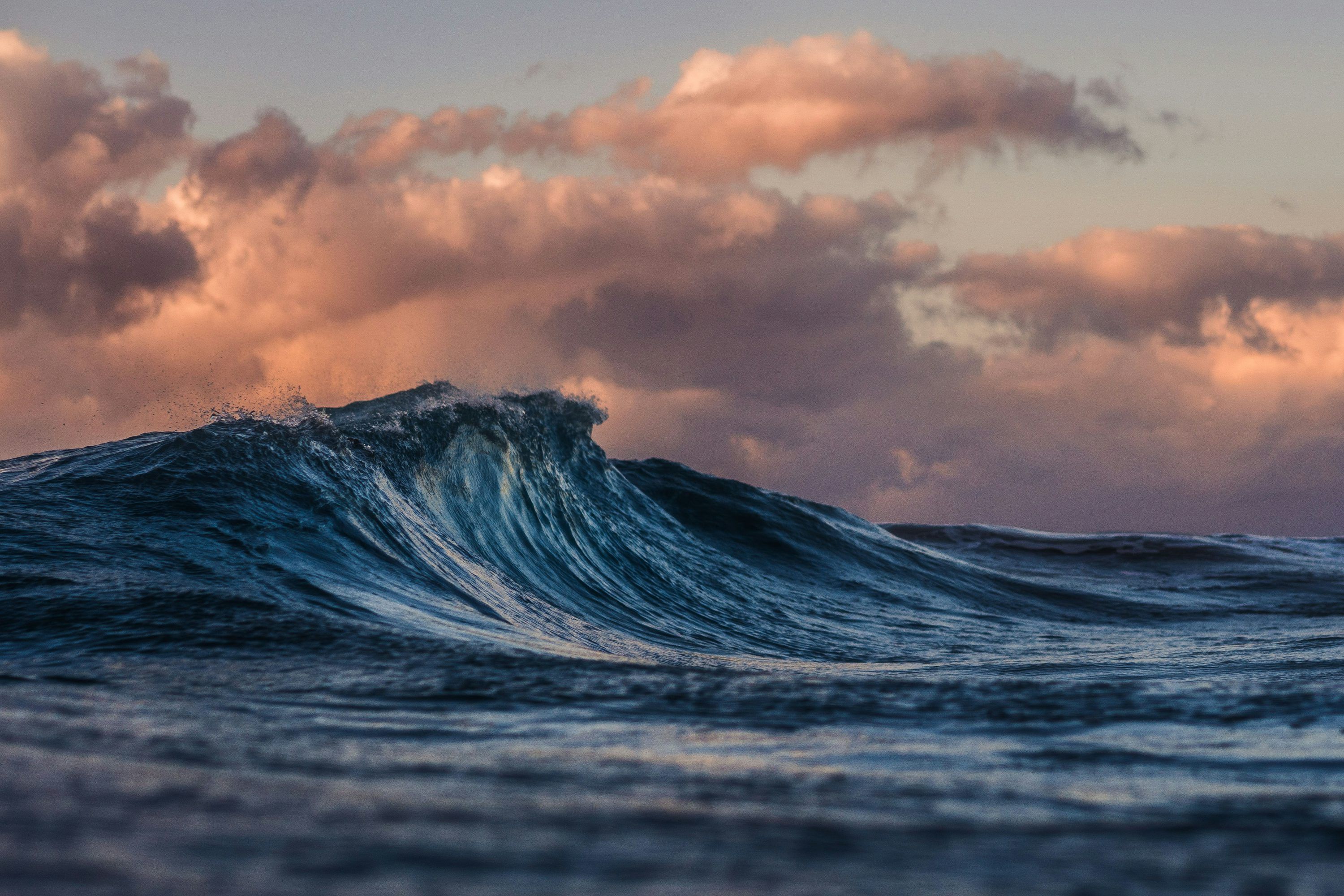 3000x2000 Wave Wallpaper: Free HD Download [4K]