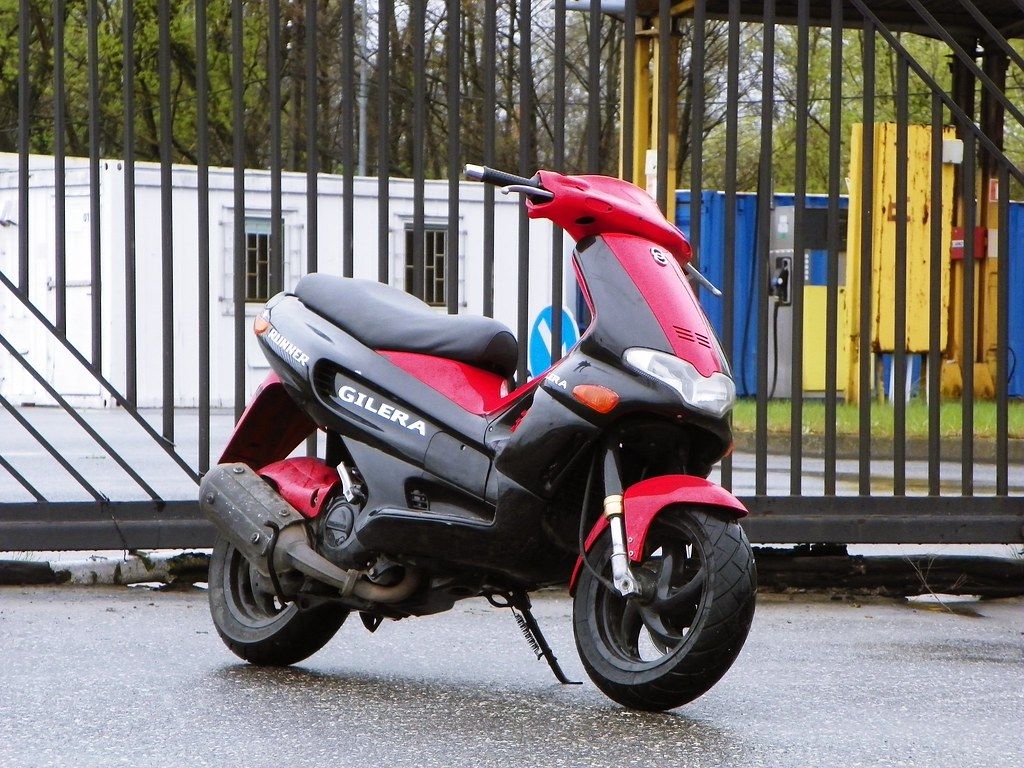 1024x768 Gilera Runner FX125