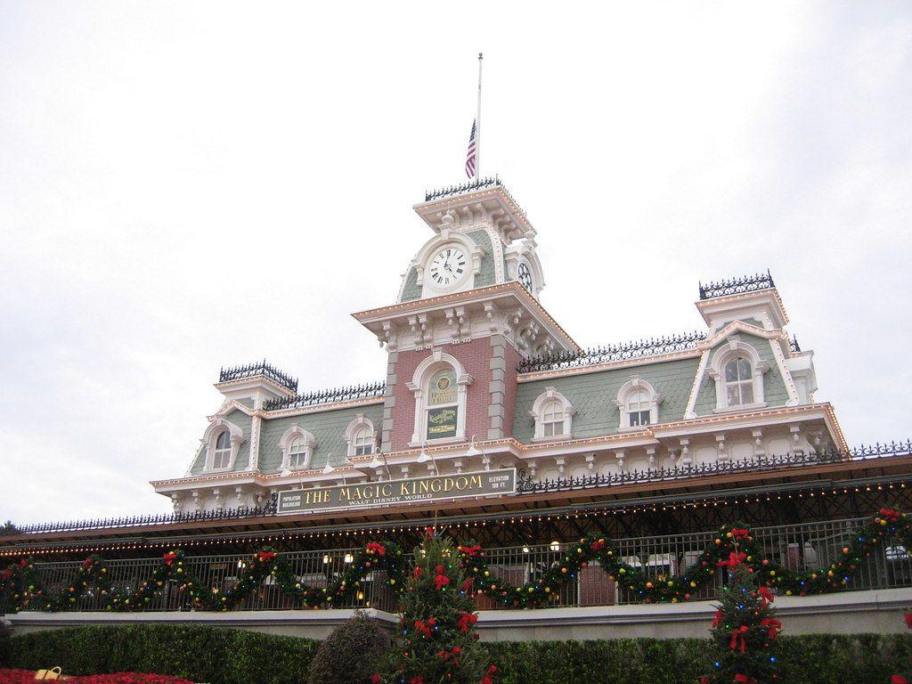 1024x768 Main Street USA Train Station Kingdom Disne
